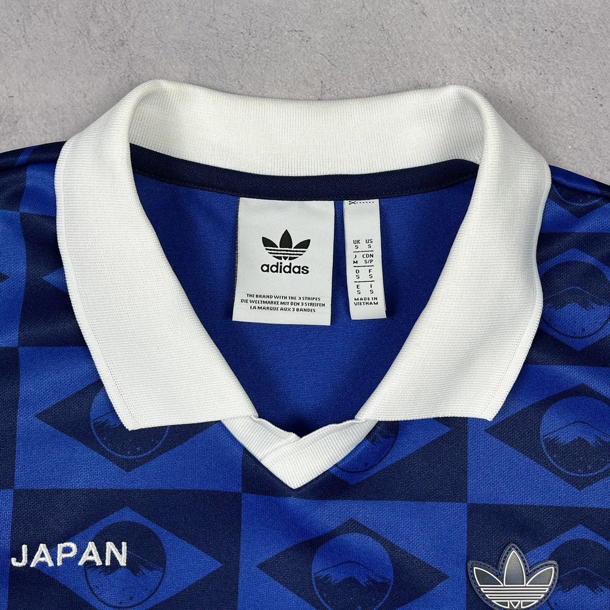 Adidas Adidas Japan big logo y2k soccer jersey 20/21 Size US S / EU 44-46 / 1 - 11 Thumbnail