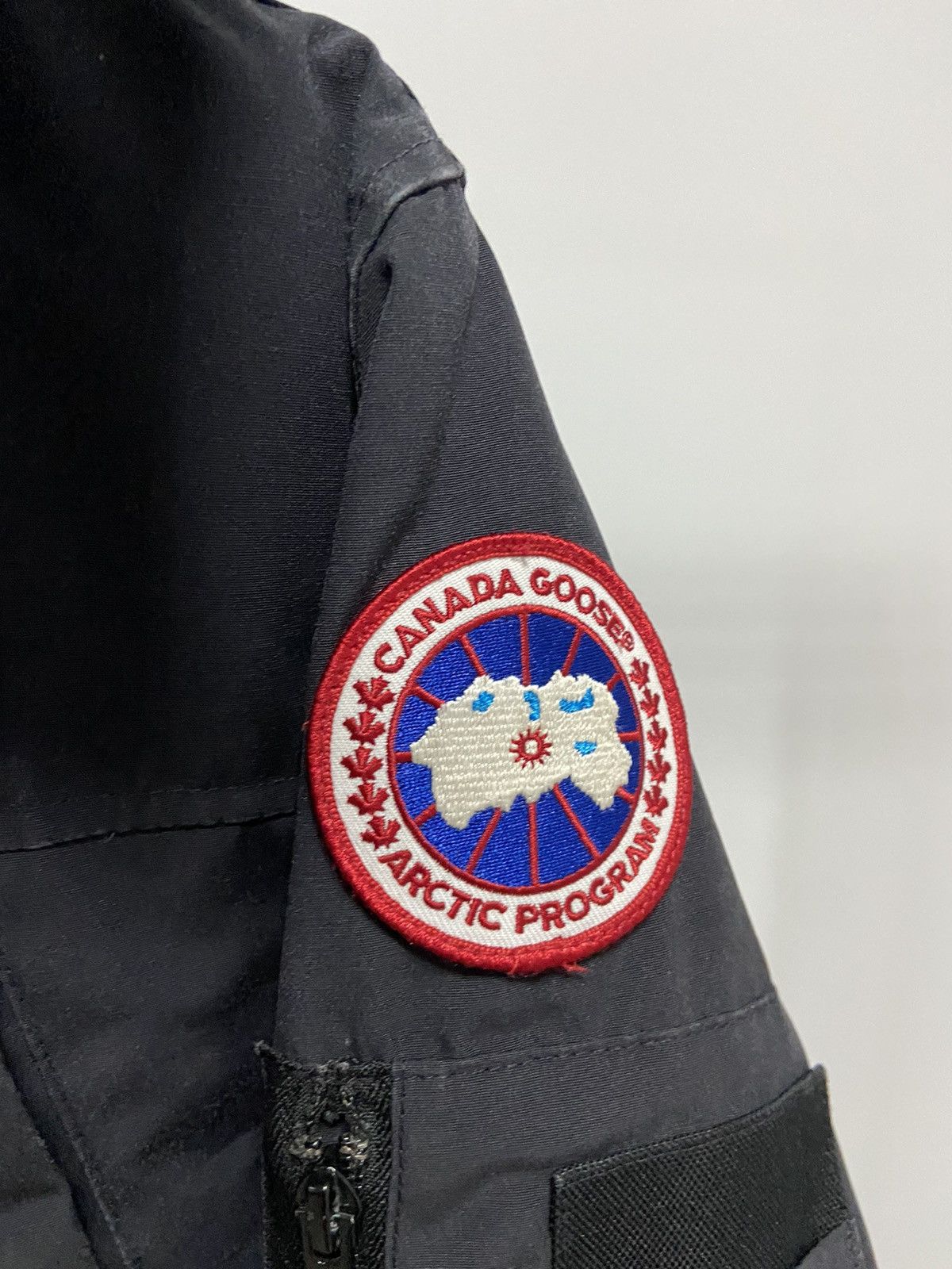 Canada Goose × Vintage Canada goose montebello jacket parka patch small logo womans Size M / US 6-8 / IT 42-44 - 3 Thumbnail