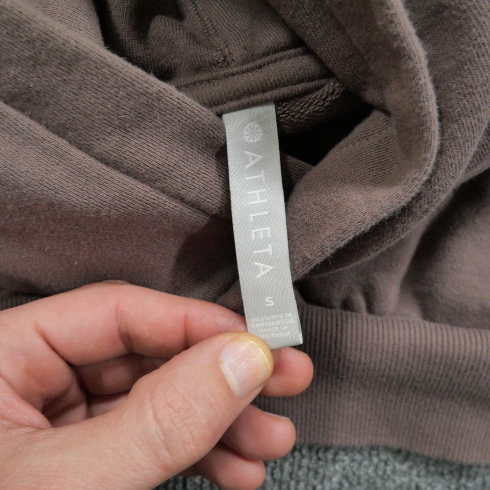 Athleta Athleta Hoodie Womens S Brown Pullover Crew Neck Long Sleeve Casual Logo Size S / US 4 / IT 40 - 4 Thumbnail