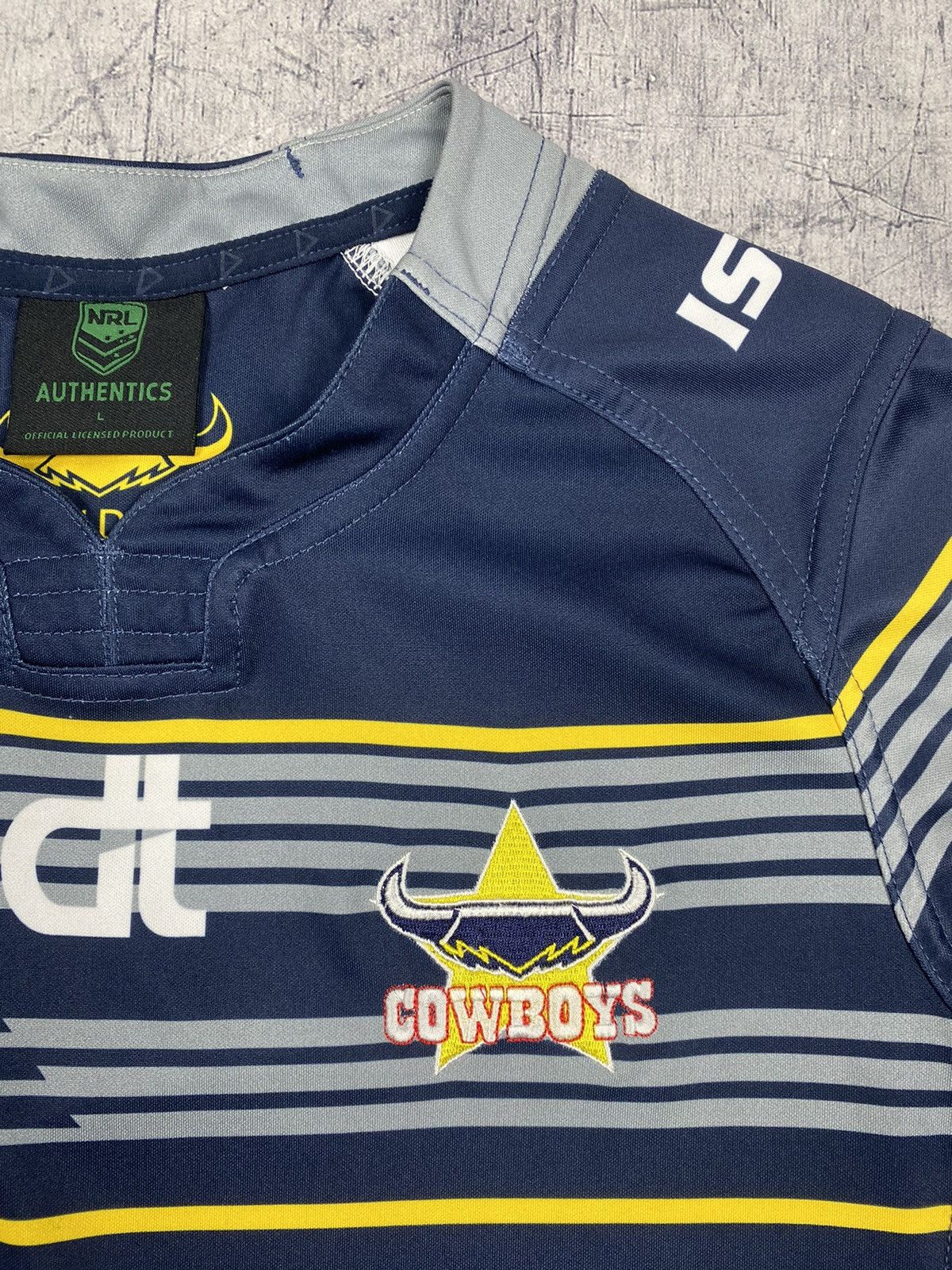 Vintage Cowboys NRL Toyota Rugby Jersey Blokcore Size US L / EU 52-54 / 3 - 8 Thumbnail