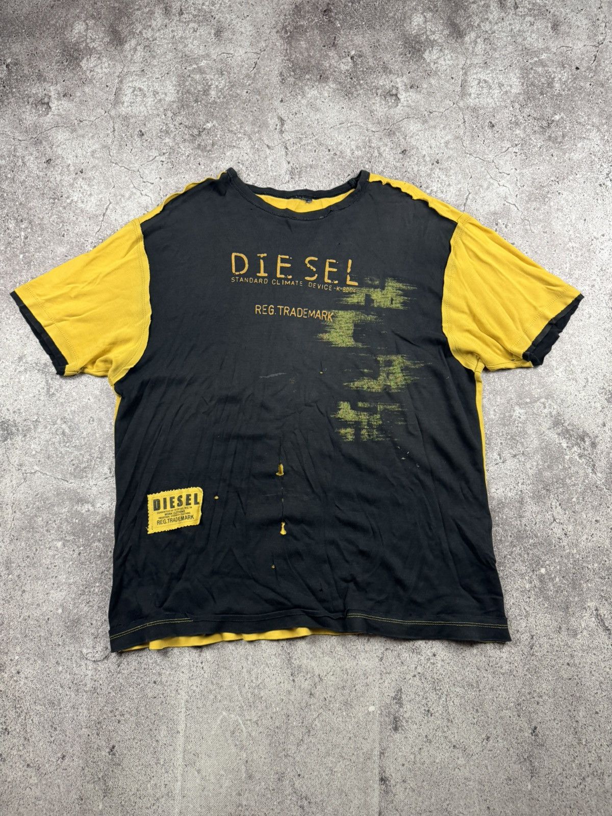 Diesel Diesel Vintage Distressed T-Shirt Big Logo Y2K Japanesse Size US L / EU 52-54 / 3 - 4 Thumbnail