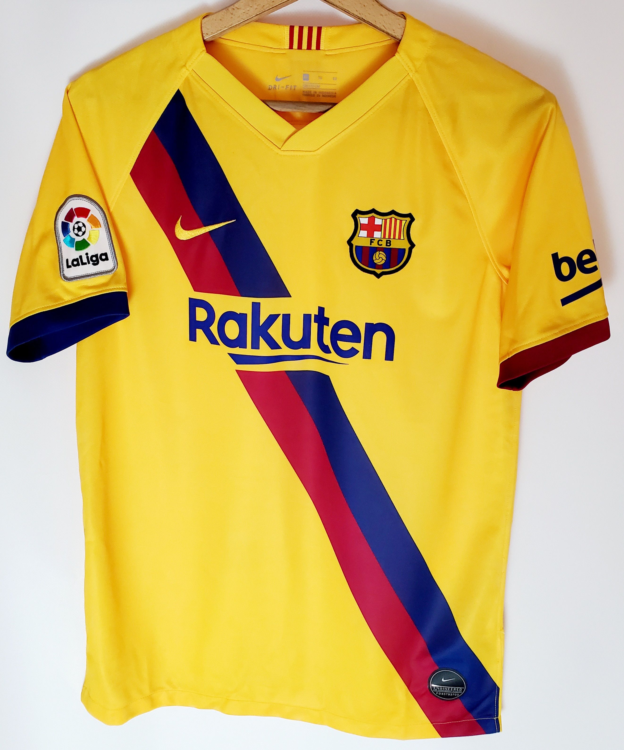 Nike Nike FC Barcelona 2019/20 Away Jersey new condition boys Xl Size US XS / EU 42 / 0 - 1 Thumbnail