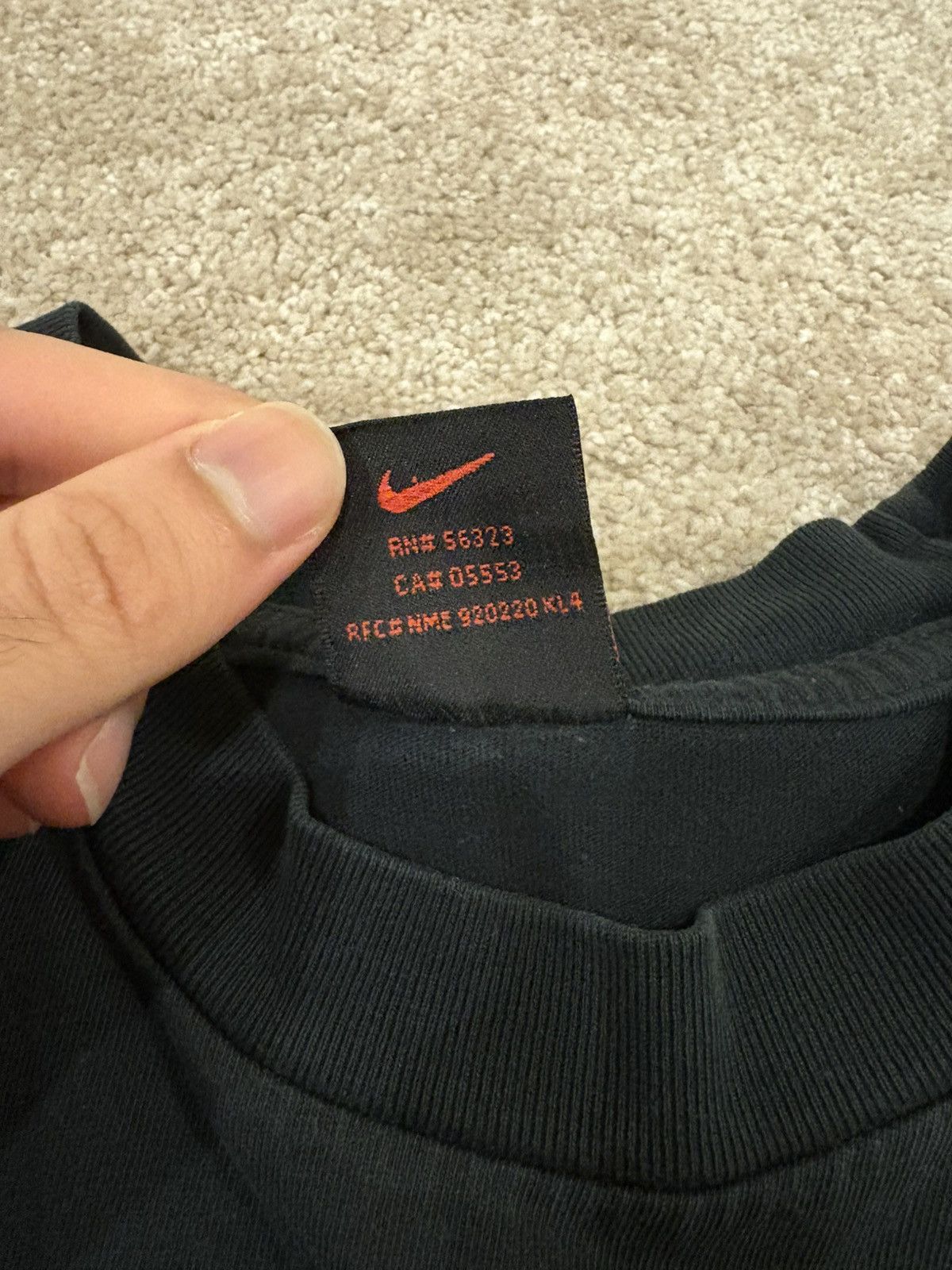 Nike Vintage Nike Swoosh Tee - Size XL Size US XL / EU 56 / 4 - 4 Thumbnail