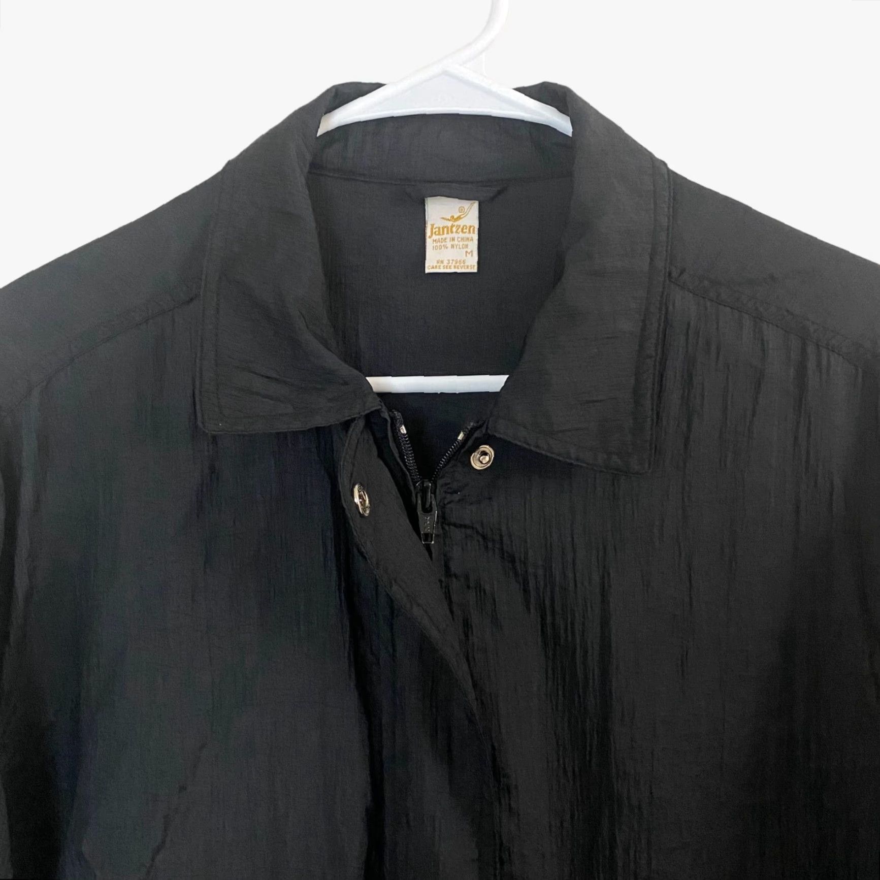Jantzen VINTAGE Jantzen Windbreaker Jacket Snap Full Zip Black Womens Medium M Nylon Size M / US 6-8 / IT 42-44 - 4 Thumbnail