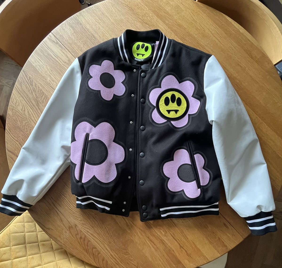 Barrow Barrow College Bomber Jacket Unisex Flowers Black and White Size US M / EU 48-50 / 2 - 4 Thumbnail