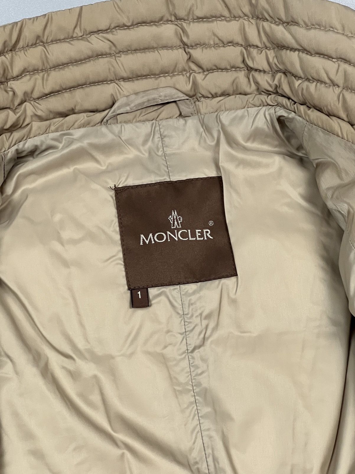 Moncler Moncler Beige Down Coat (Y0378) Size S / US 4 / IT 40 - 6 Thumbnail
