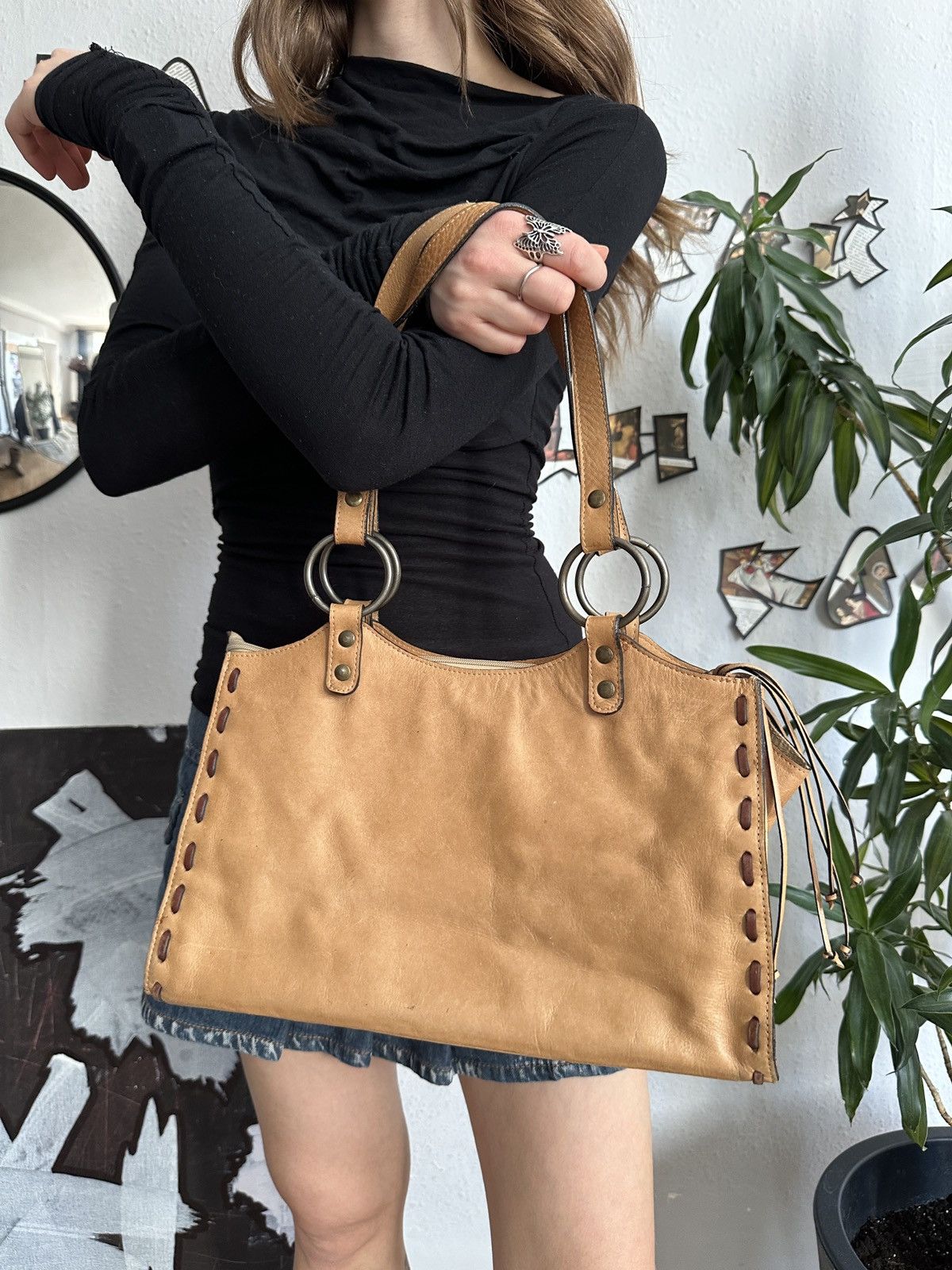 Leather Vintage Distressed Leather Bag Cowgirl Western Rodeo Style Size ONE SIZE - 2 Thumbnail