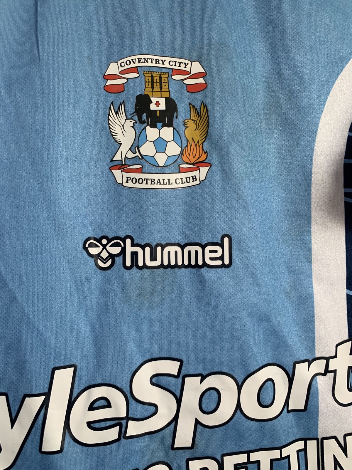 Hummel Coventry City Home Football Shirt Hummel Soccer Jersey Sz S Size US S / EU 44-46 / 1 - 8 Thumbnail
