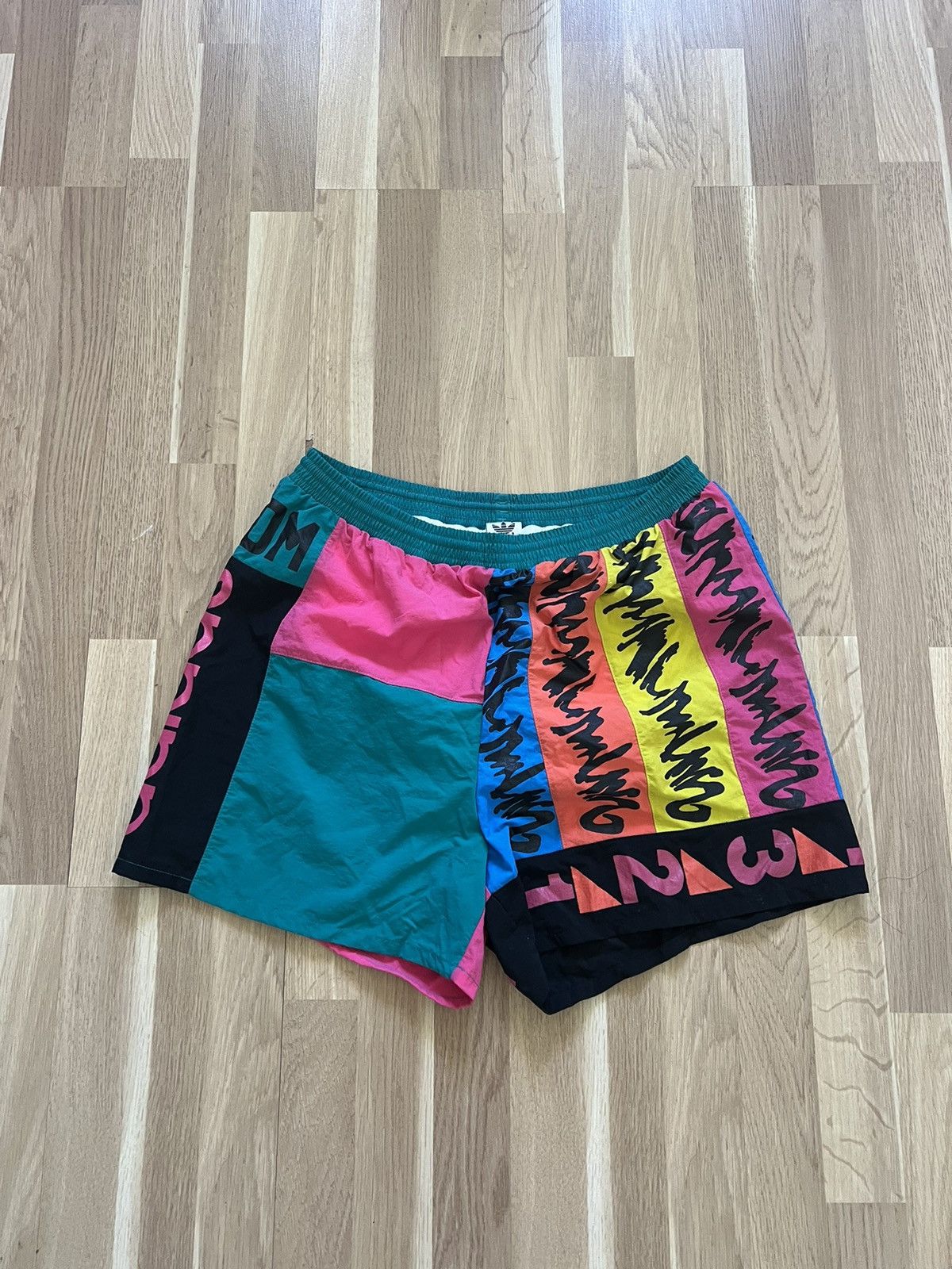 Adidas vintage nylon shorts 90s 1 2 3 multicoloured