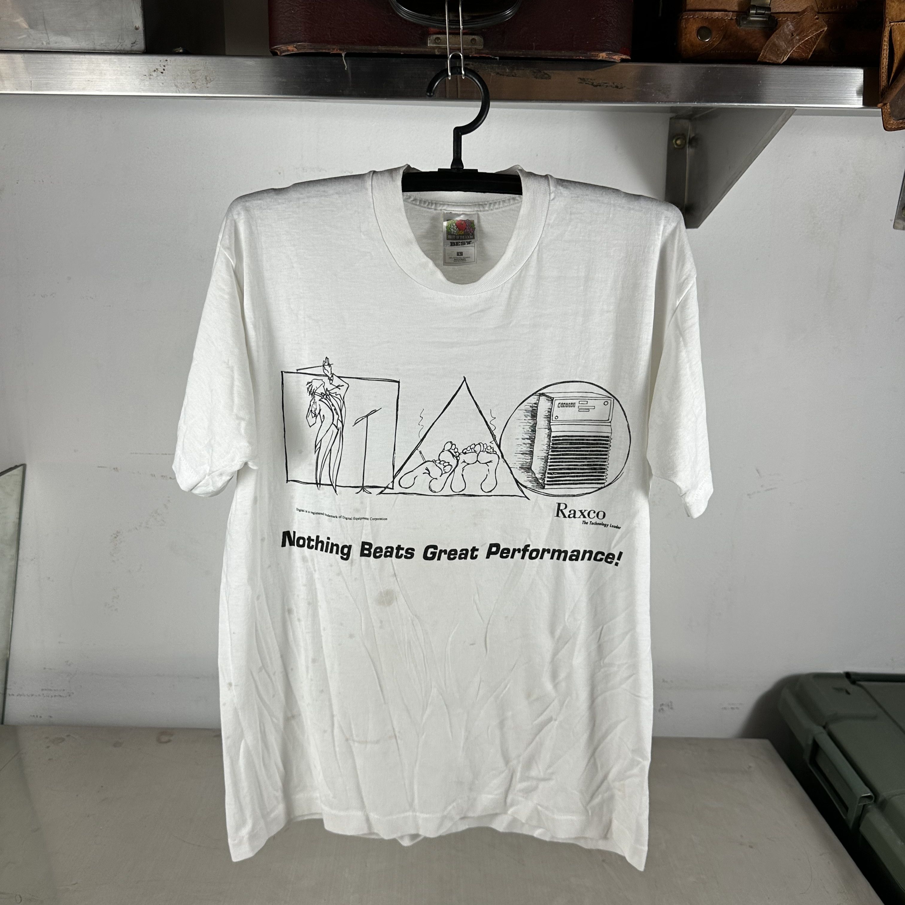 Vintage 90s Raxco Software Nothing Beats a Great Performance T-Shirt Size US L / EU 52-54 / 3 - 1 Thumbnail