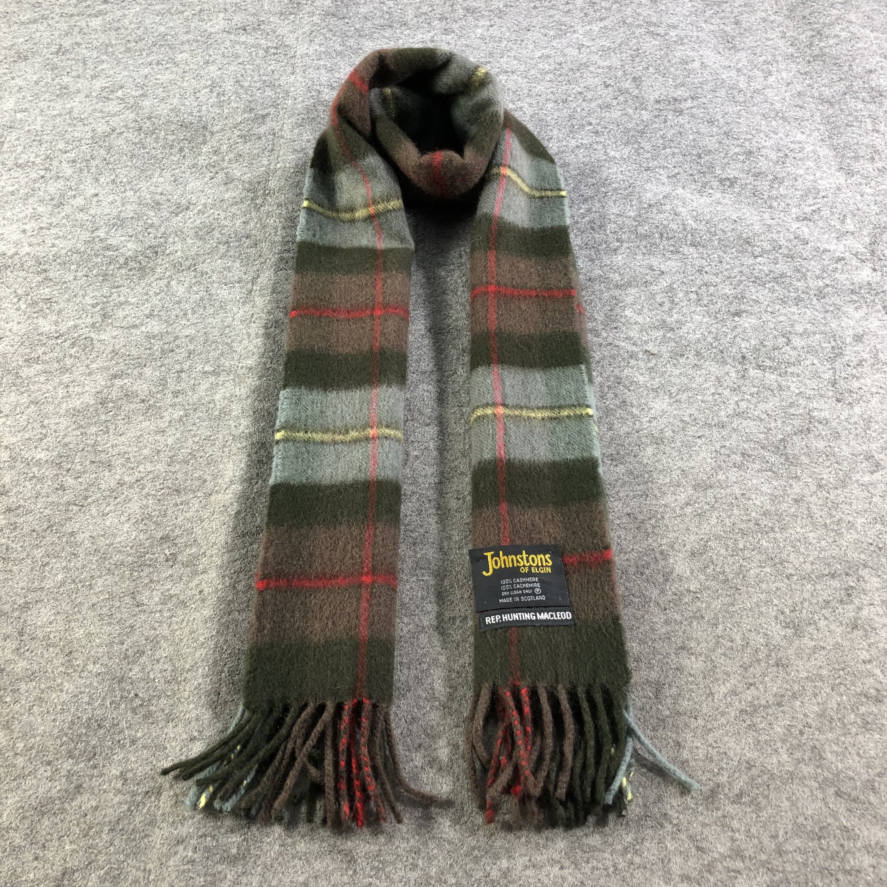 Johnstons Of Elgin Johnstons of Elgin Tartan Cashmere Scarf Muffler V1365 Size ONE SIZE - 1 Thumbnail