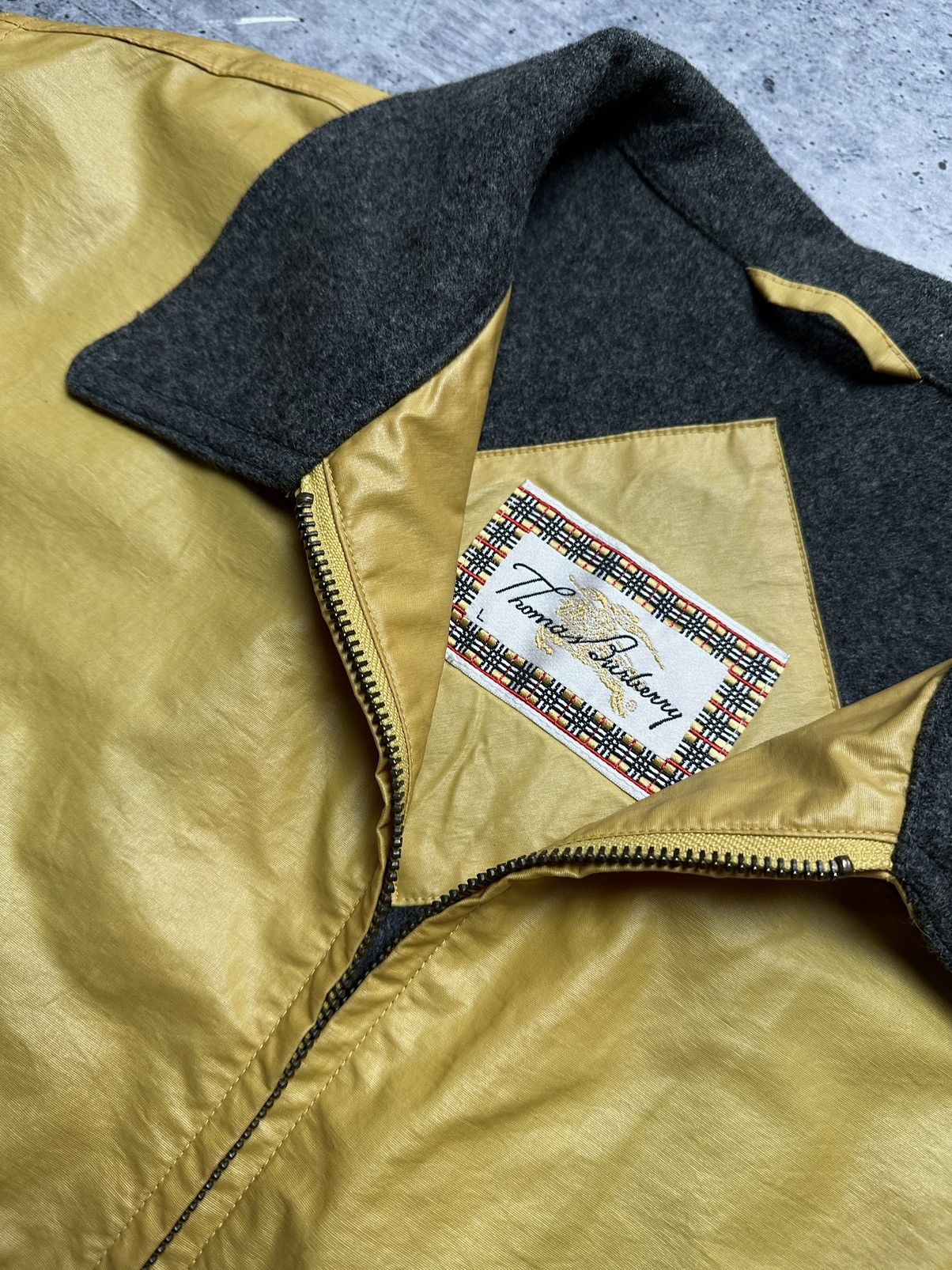 Other Vintage Thomas Burberry Gold Nylon Wool Coach Jacket Size L / US 10 / IT 46 - 5 Thumbnail