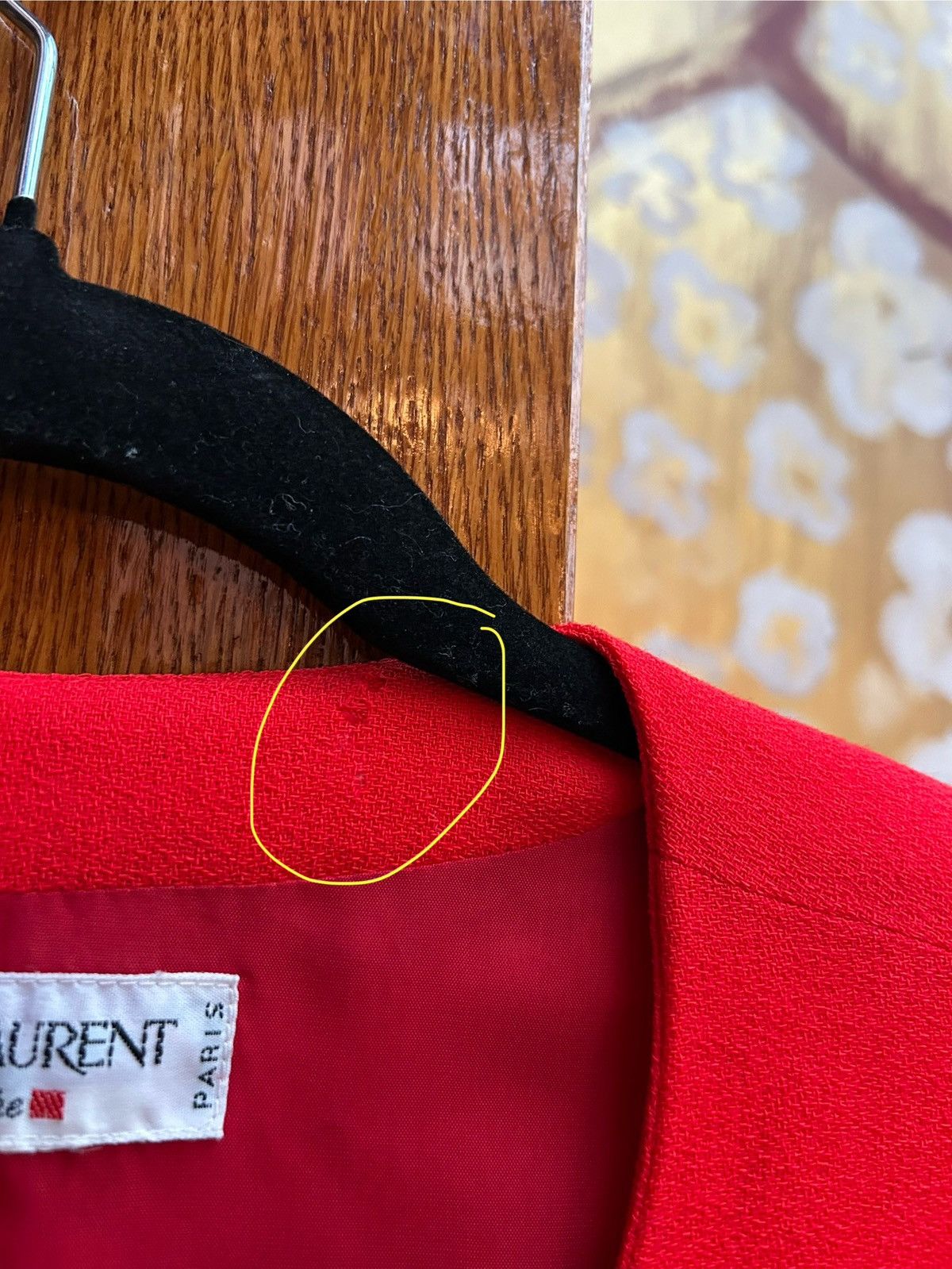 Yves Saint Laurent 70s Yves Saint Laurent Rive Gauche Red Blazer Gold Buttons Size S / US 4 / IT 40 - 18 Thumbnail