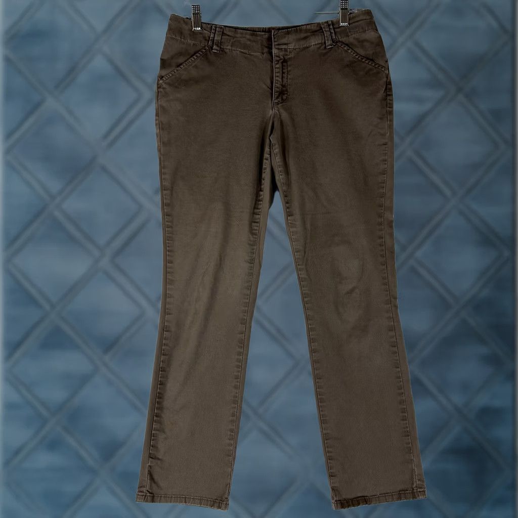 Lee Lee Chino Pants Womens 6 Short Mid Rise Straight Leg Stretch Casual Size 28" / US 6 / IT 42 - 1 Thumbnail