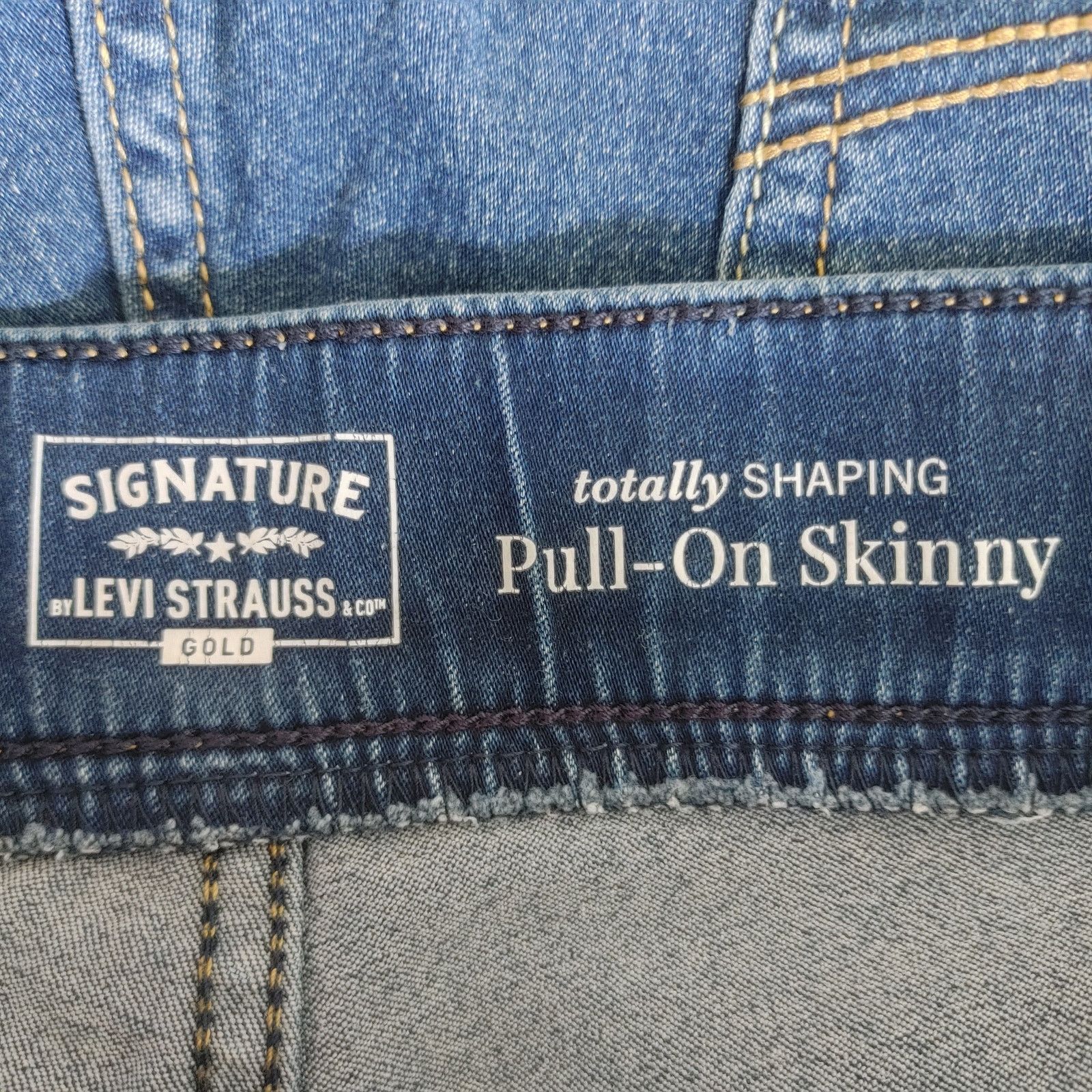 Levi's Levi's Women's 12S Totally Shaping PullOn Skinny Jeans Size 34" / US 12 / IT 48 - 3 Thumbnail