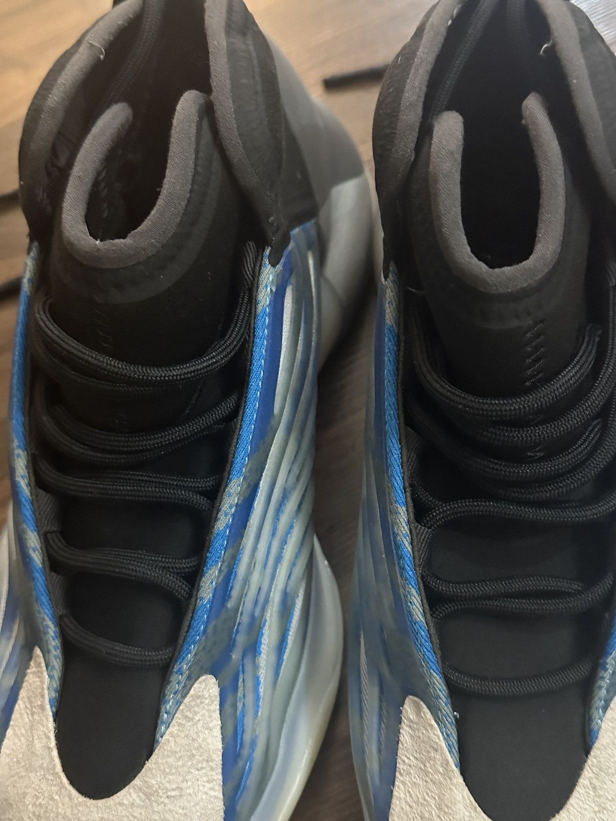 Kanye West × Yeezy Adidas Yeezy QNTM basketball sneaker frozen blue Size US 9.5 / EU 42-43 - 9 Thumbnail
