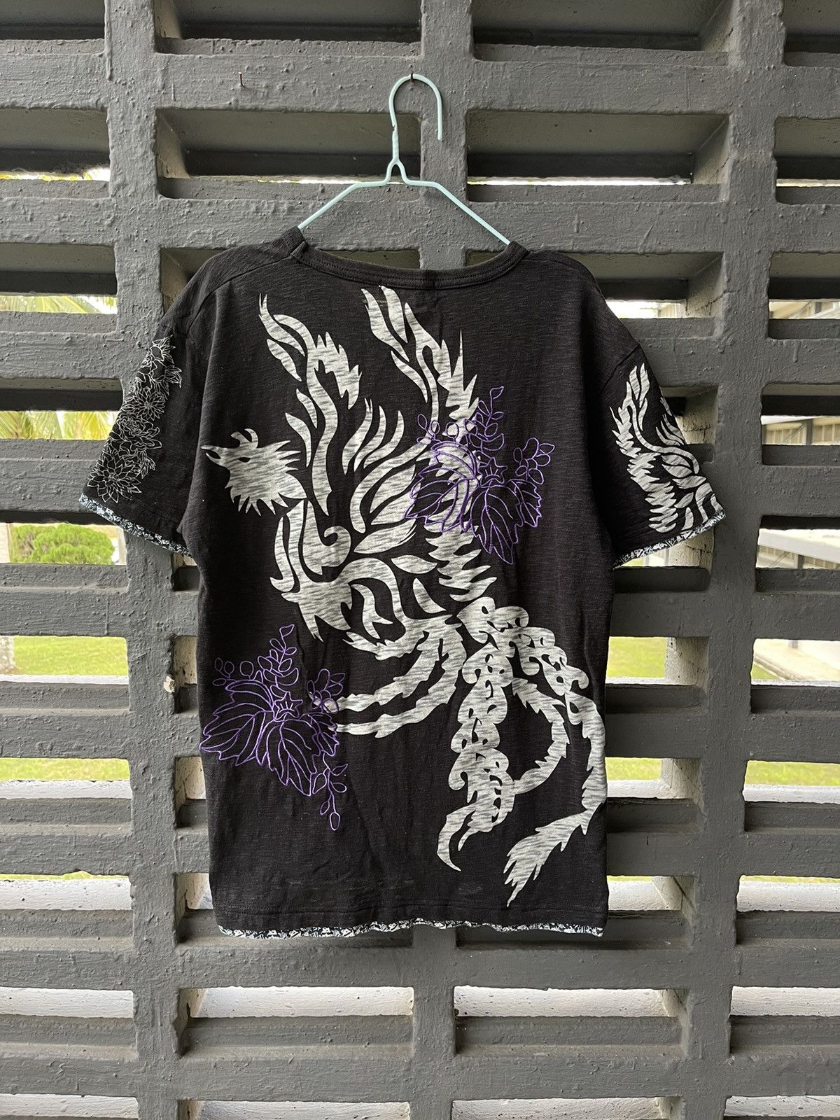 Japanese Brand sukajan motif t-shirt rare Size US L / EU 52-54 / 3 - 1 Thumbnail