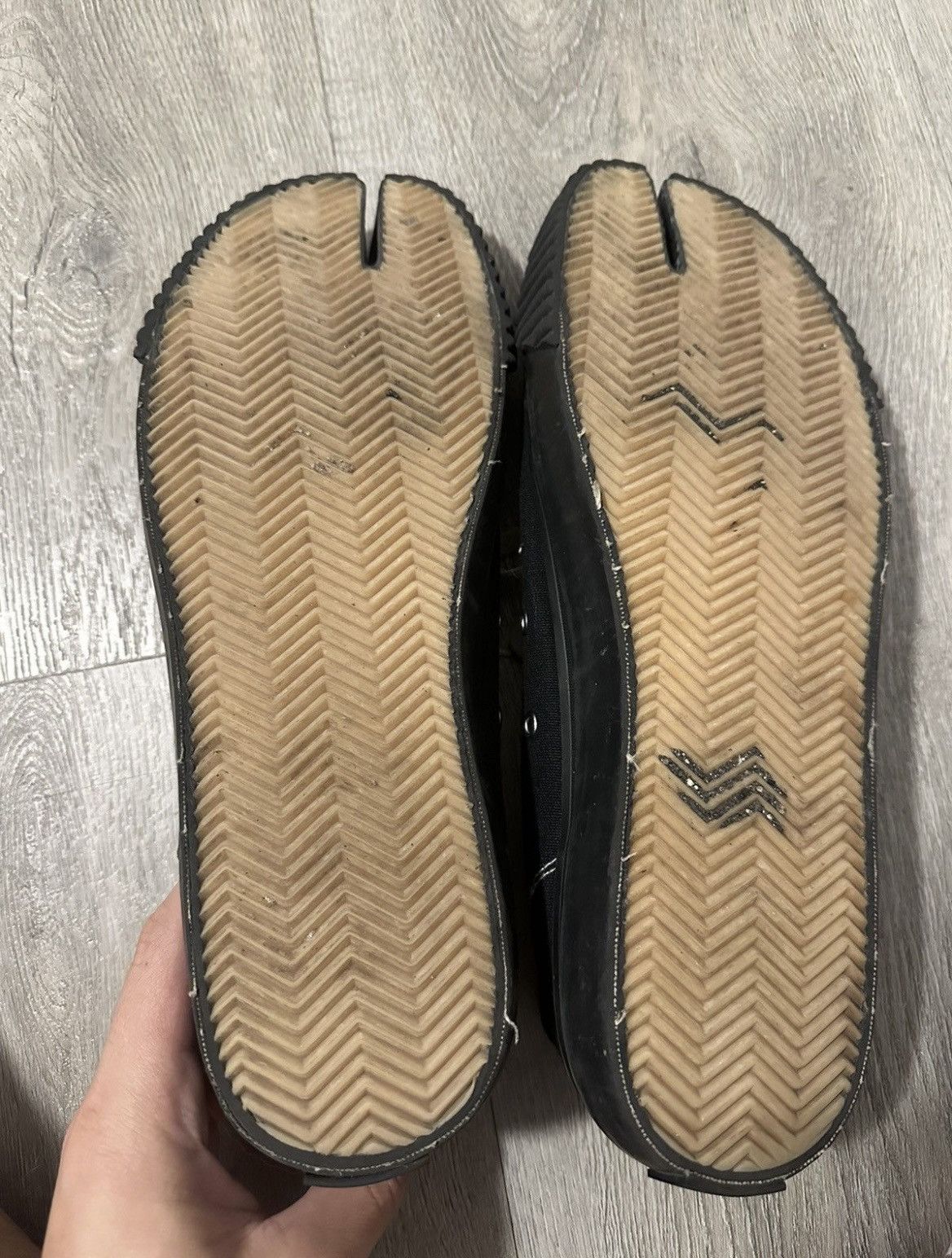 Maison Margiela Maison Margiela Tabi Sneaker Size US 12 / EU 45 - 6 Thumbnail