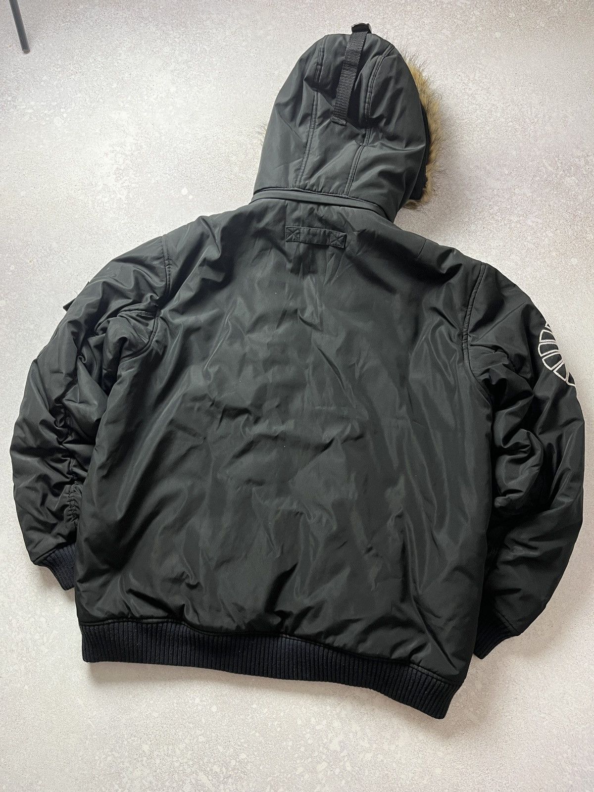 Akademiks Vintage Akademiks Down Jacket Windproof Winter Rap Size US XXL / EU 58 / 5 - 4 Thumbnail