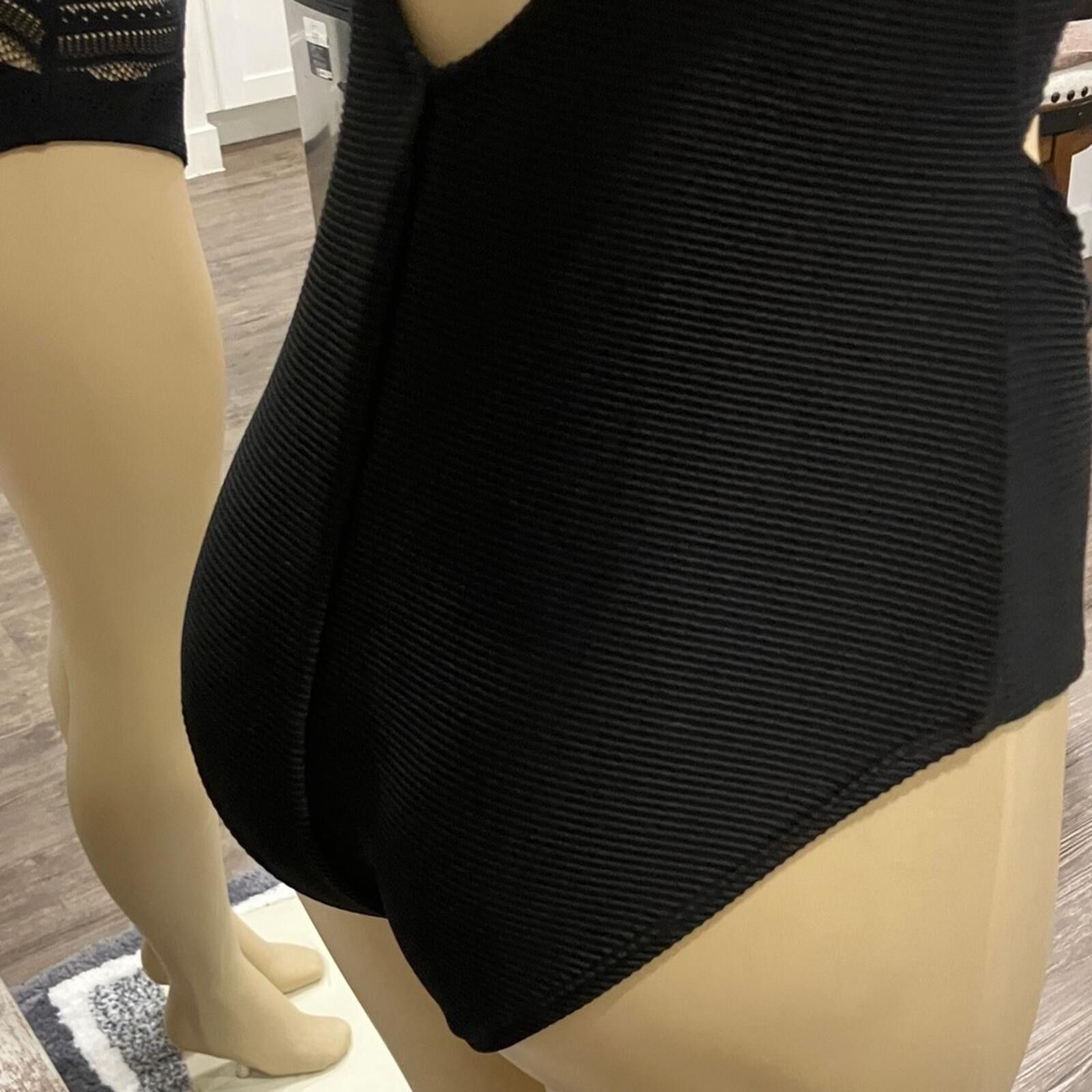 Bar III NWT Bar III Black One-Piece Cutout Swimsuit with Front Knot Size ONE SIZE - 6 Thumbnail