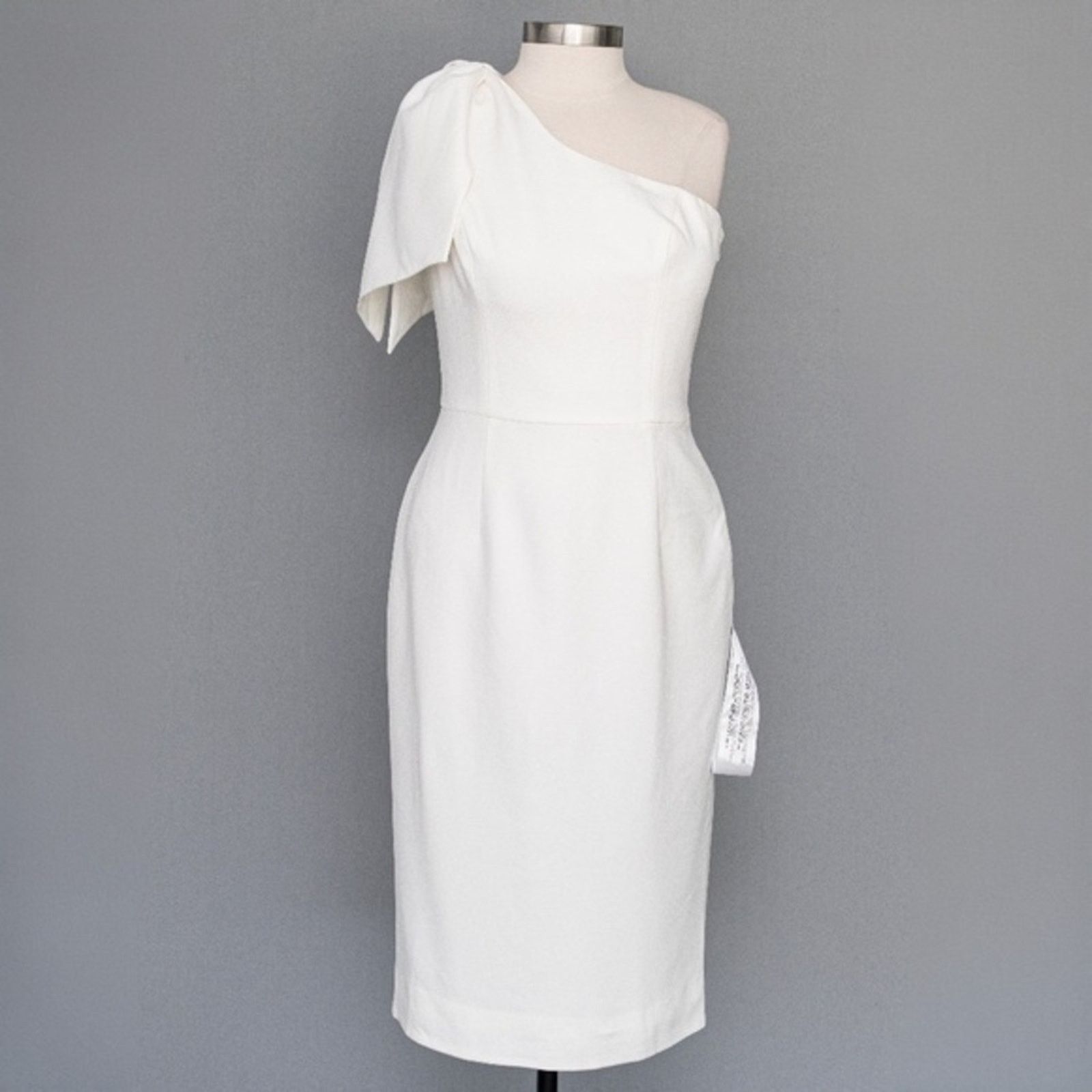 Dress the Population Dress The Population. One Shoulder Bow Dress. Size L / US 10 / IT 46 - 1 Thumbnail
