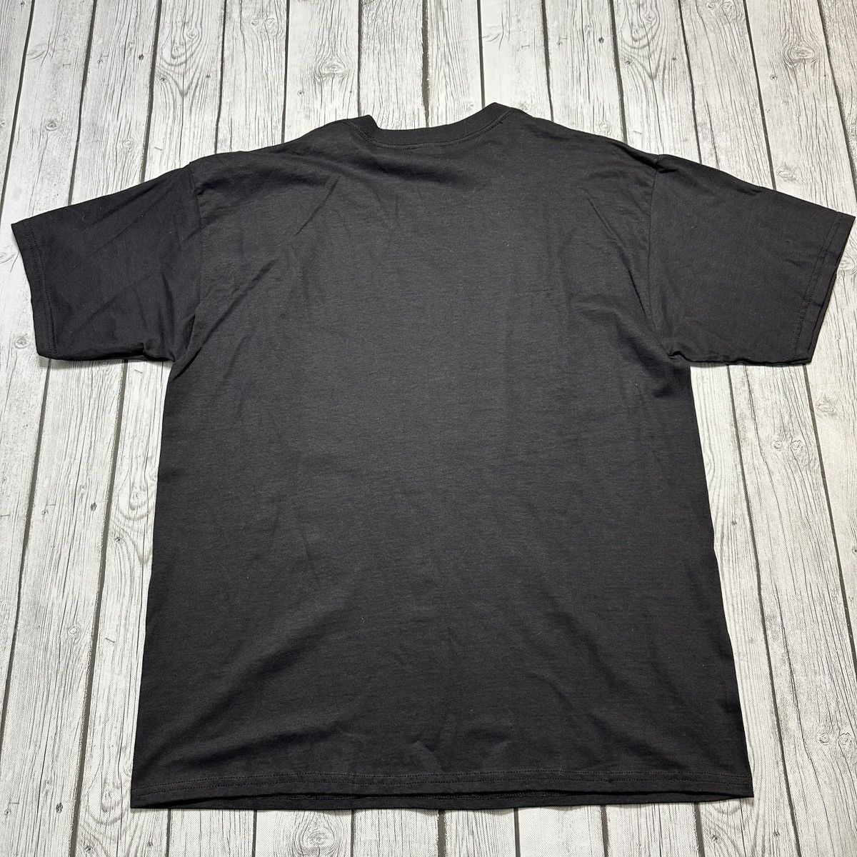 Gildan × Vintage Vintage Real Men Pray tee Size US XL / EU 56 / 4 - 2 Thumbnail