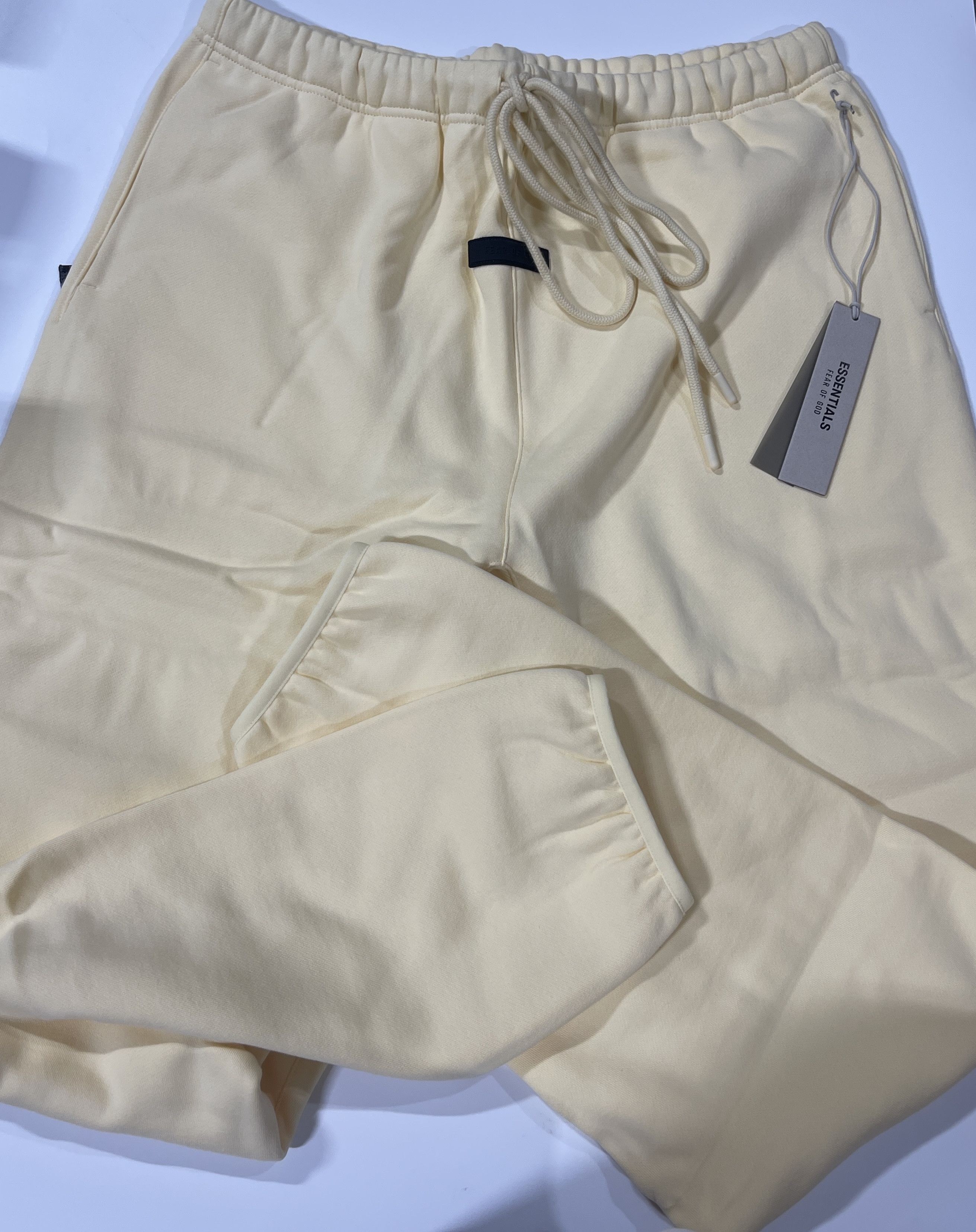 Essentials Fear of God Essentials Sweatpant Color Garden Yellow Sz (XL) Size US 38 / EU 54 - 7 Thumbnail