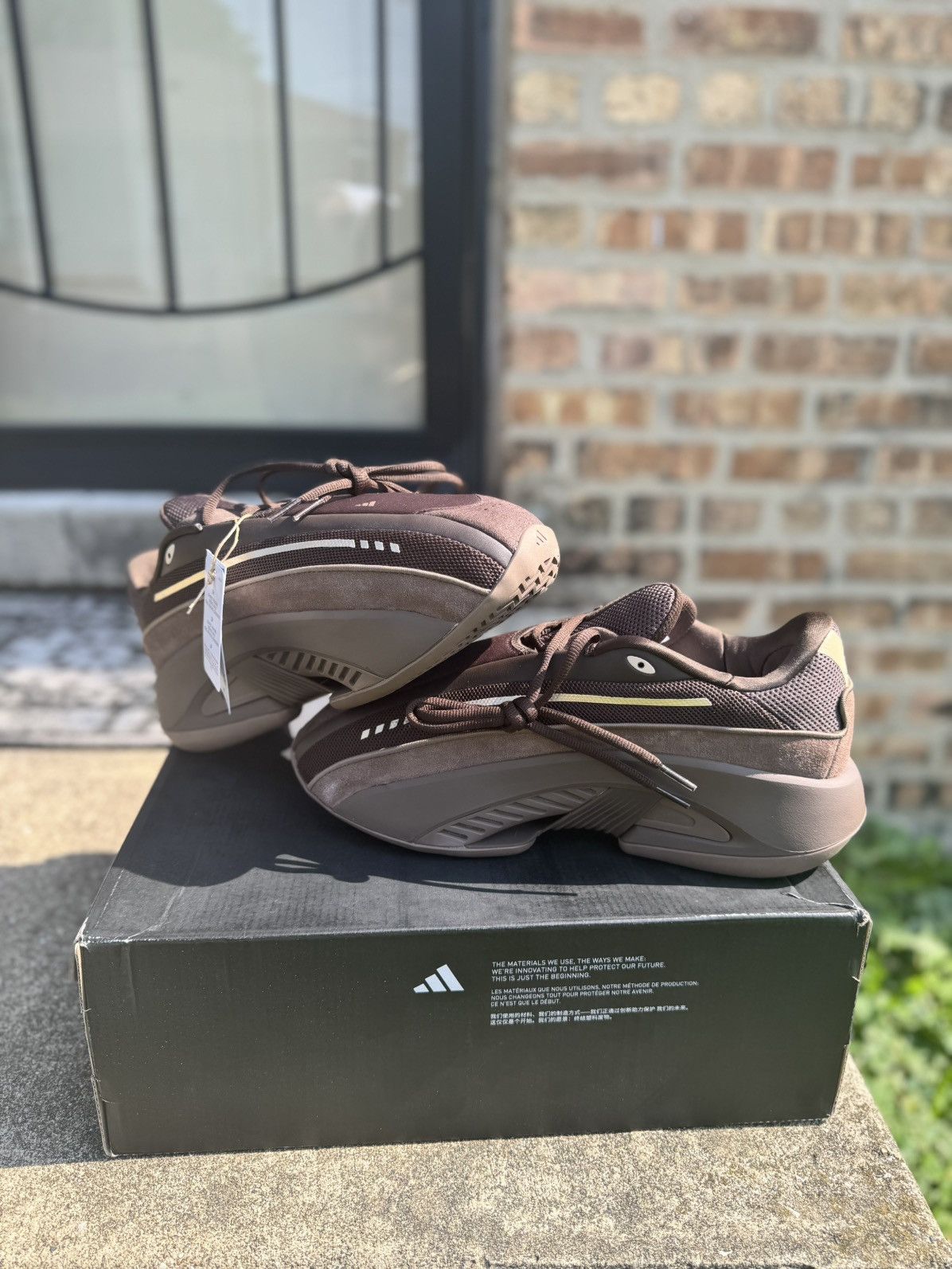 Adidas MAD IIINFINITY Size US 11 / EU 44 - 4 Thumbnail