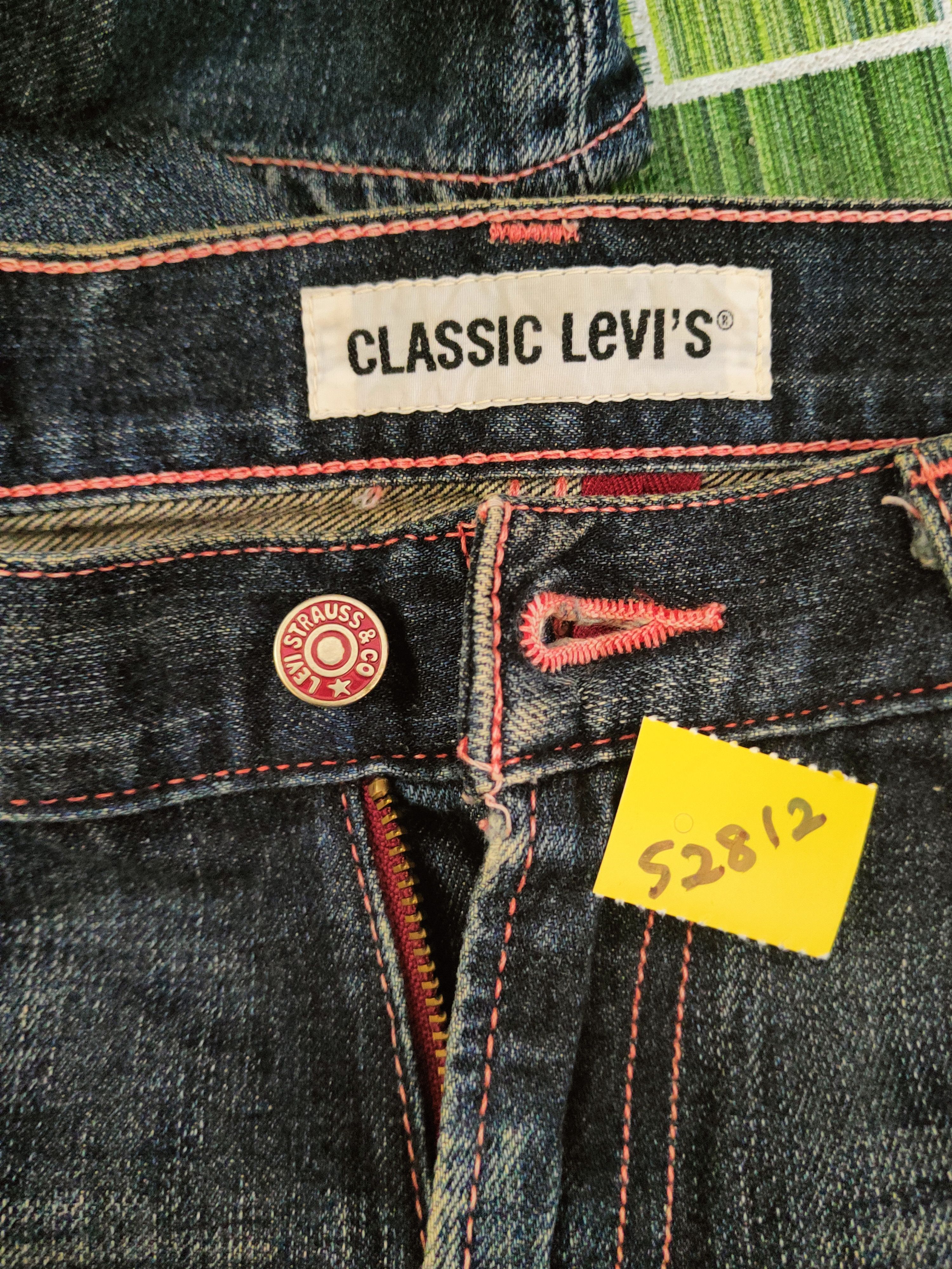 Levi's 502 Levi's Dark Blue Distressed Ripped Jeans #S2812 Size US 31 - 18 Thumbnail