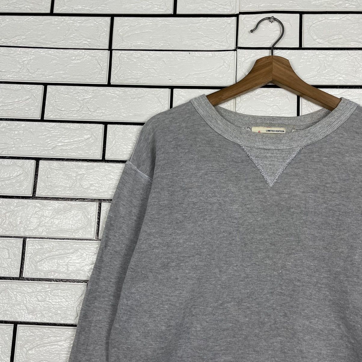 Japanese Brand Vintage Two Moon Plain Sweatshirt Size US M / EU 48-50 / 2 - 6 Thumbnail
