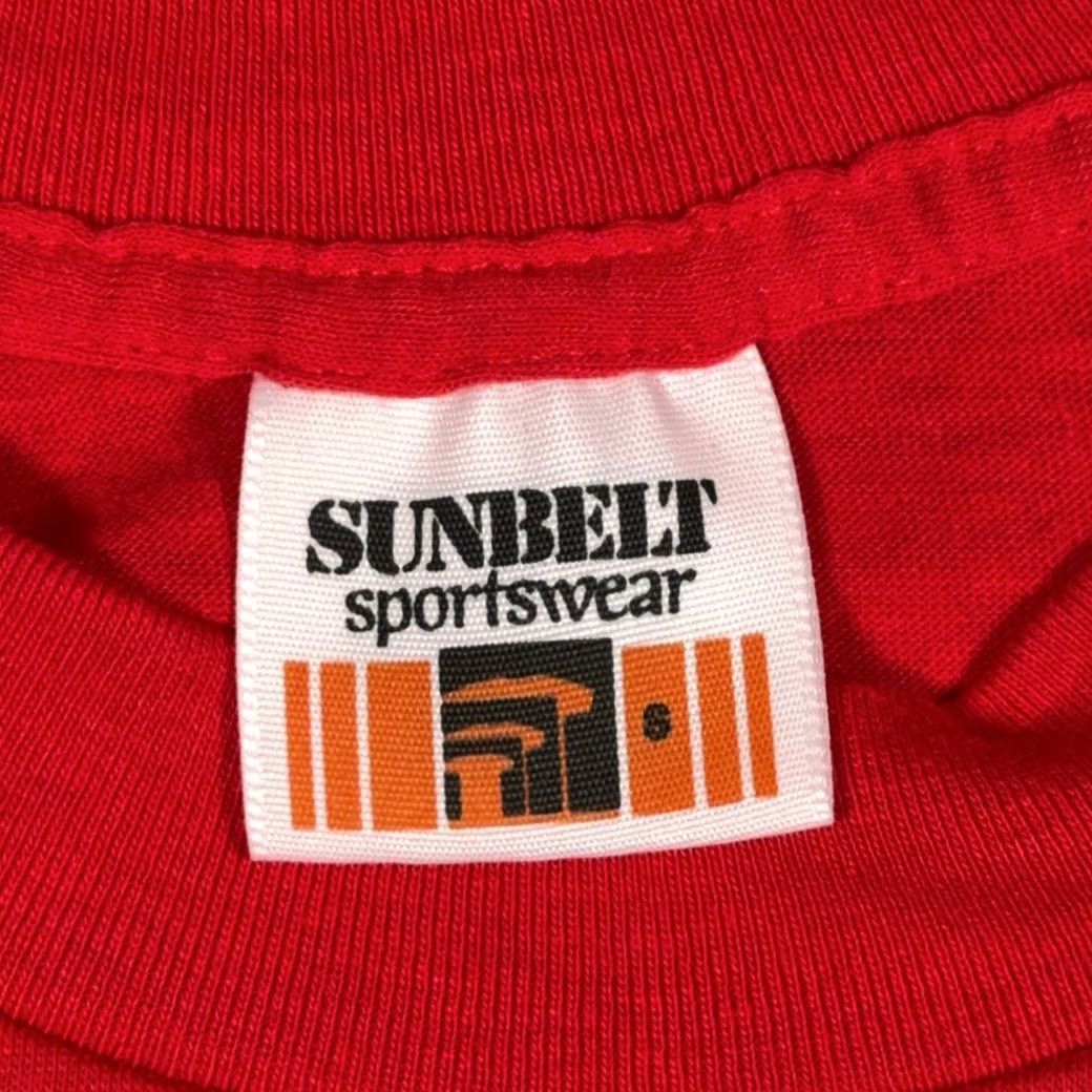 Vintage VINTAGE Hitachi Shirt Adult XS Red 80s Cotton Blend Logo Hitachi on Chest Mens T-Shirt Size US XS / EU 42 / 0 - 3 Thumbnail