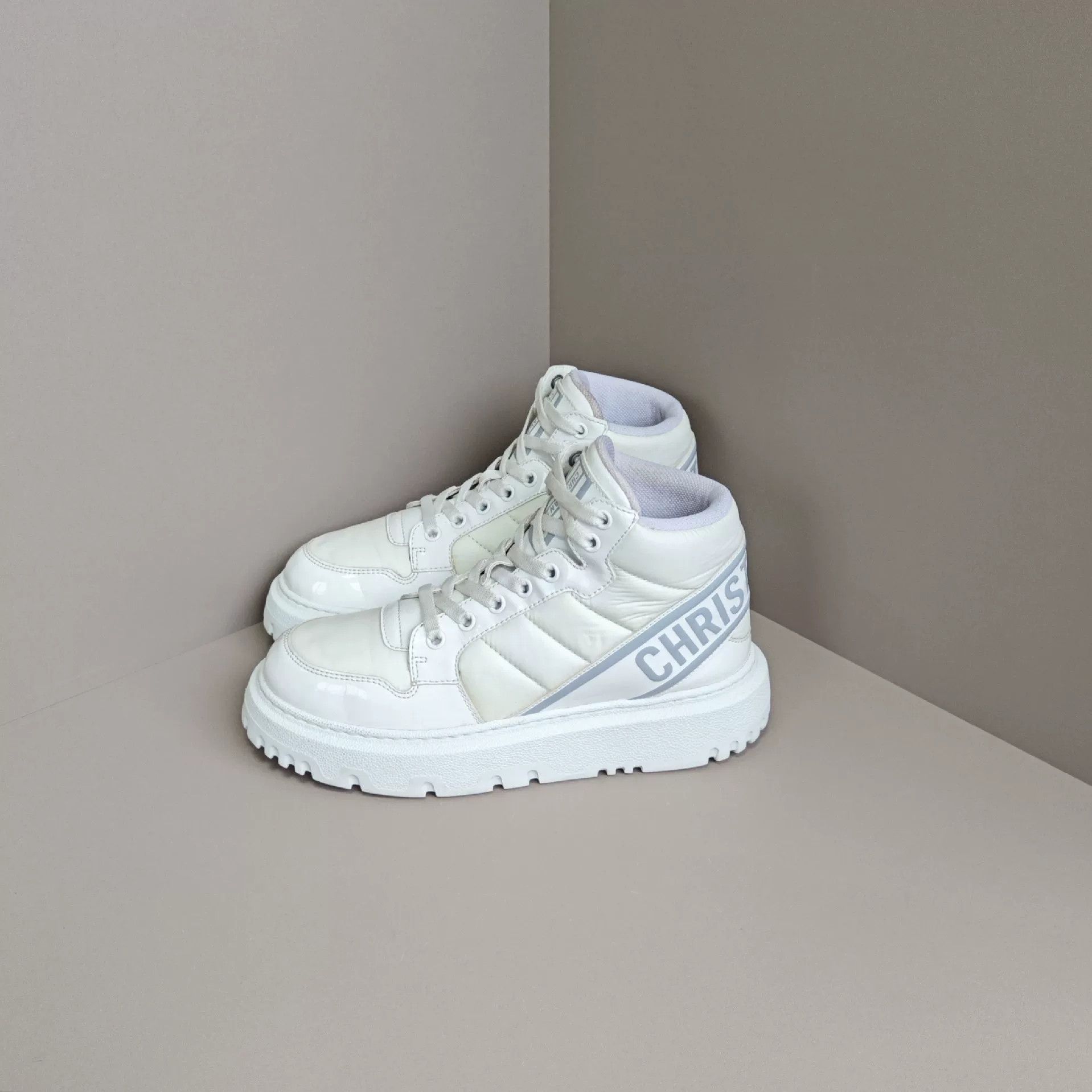 Dior Dior Lowtop Sneakers us_6 Women Size US 6 / IT 36 - 1 Thumbnail