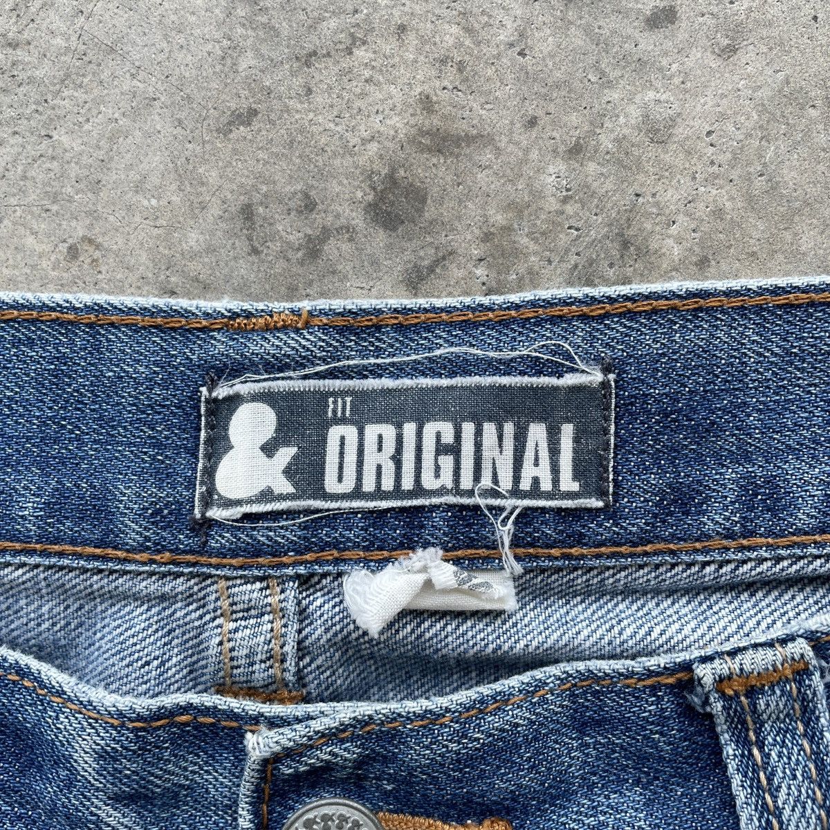Japanese Brand × Jean Vintage Japanese Faded Fly Button Jeans Denim Pants W32 Size US 32 / EU 48 - 6 Thumbnail