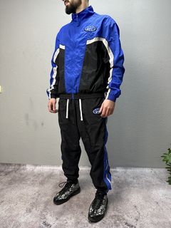 Nike hot sale retro tracksuit