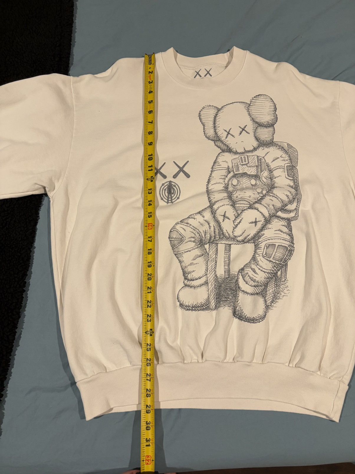 Kaws × Kid Cudi KAWS For Kid Cudi Moon Man Front Print Crewneck Sweatshirt Size US XL / EU 56 / 4 - 5 Thumbnail
