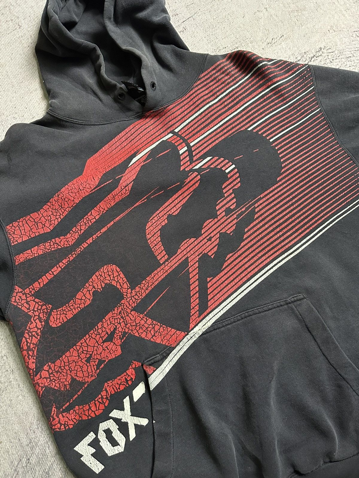 Fox Racing × Vintage Vintage Fox Racing Big Logo Pullover Hoodie Thrashed Size US L / EU 52-54 / 3 - 12 Thumbnail