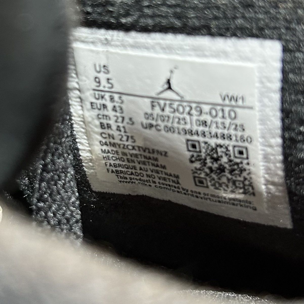 Jordan Brand Nike Air Jordan 4 Retro 2025 Black Cat FV5029-010 9.5 NEW Size US 9.5 / EU 42-43 - 6 Thumbnail