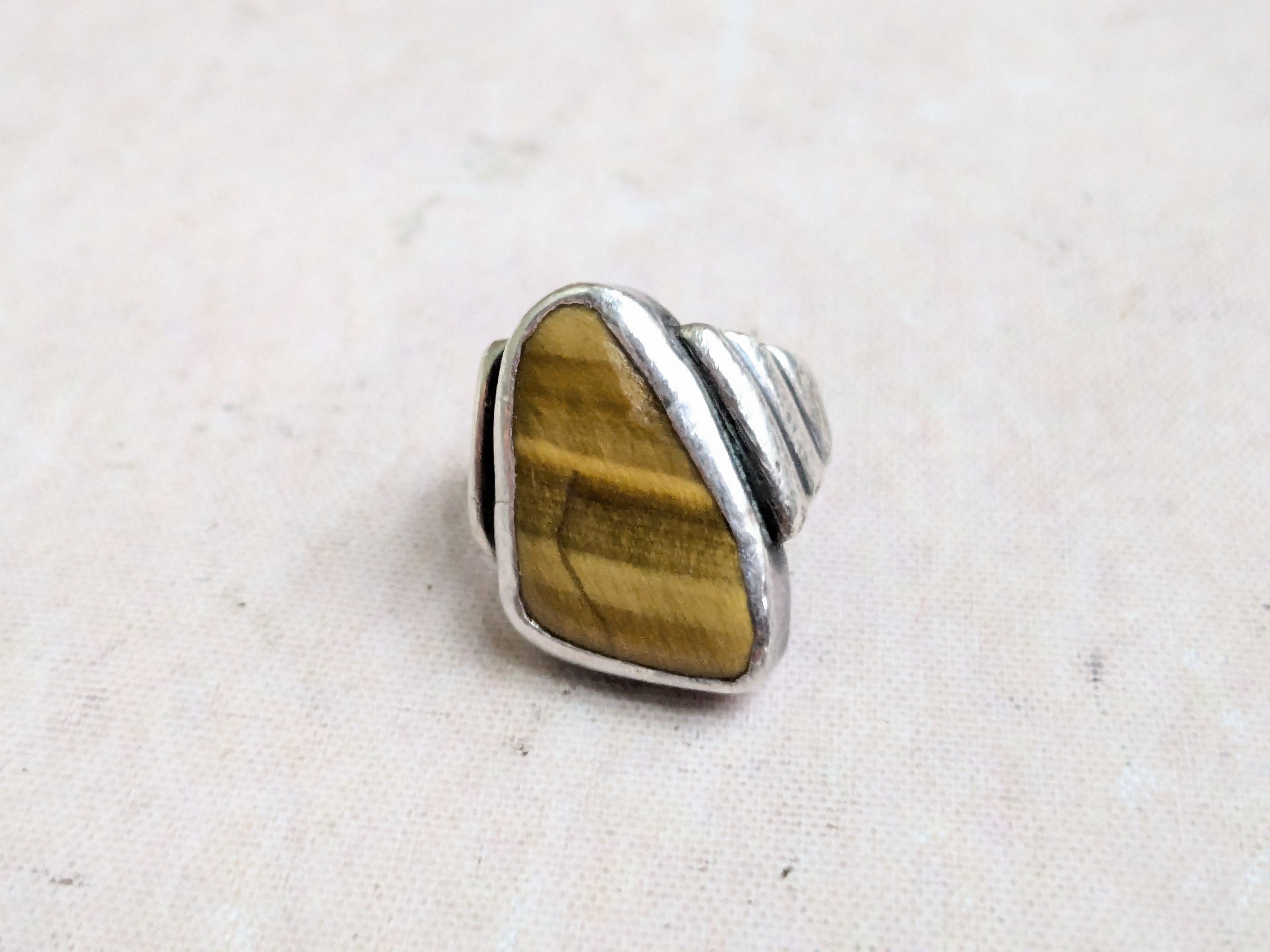 Sterling Silver Vintage Sterling Silver Ring Tiger's Eye Brown Handwrought 5 Size ONE SIZE - 4 Thumbnail