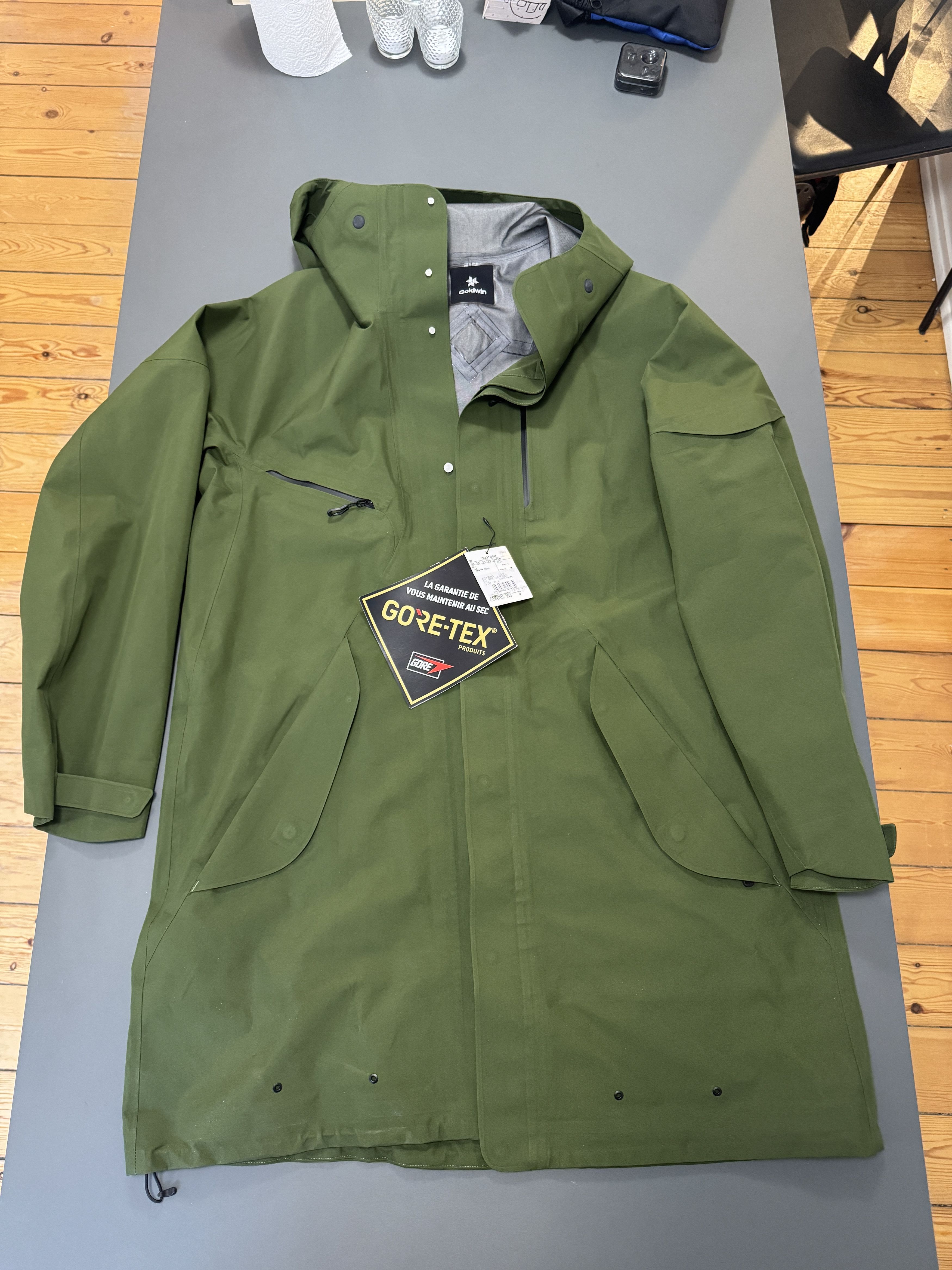 Goldwin Goldwin Gore-Tex hooded jacket size M Olive Green Size US M / EU 48-50 / 2 - 2 Thumbnail