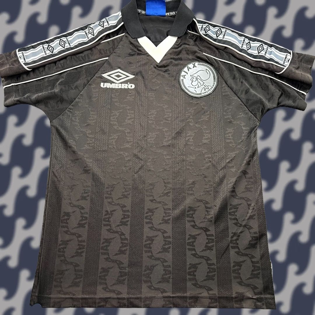 Umbro Umbro Ajax Amsterdam 1998-1999 Training Football Jersey Mens Small Football Size US S / EU 44-46 / 1 - 1 Thumbnail