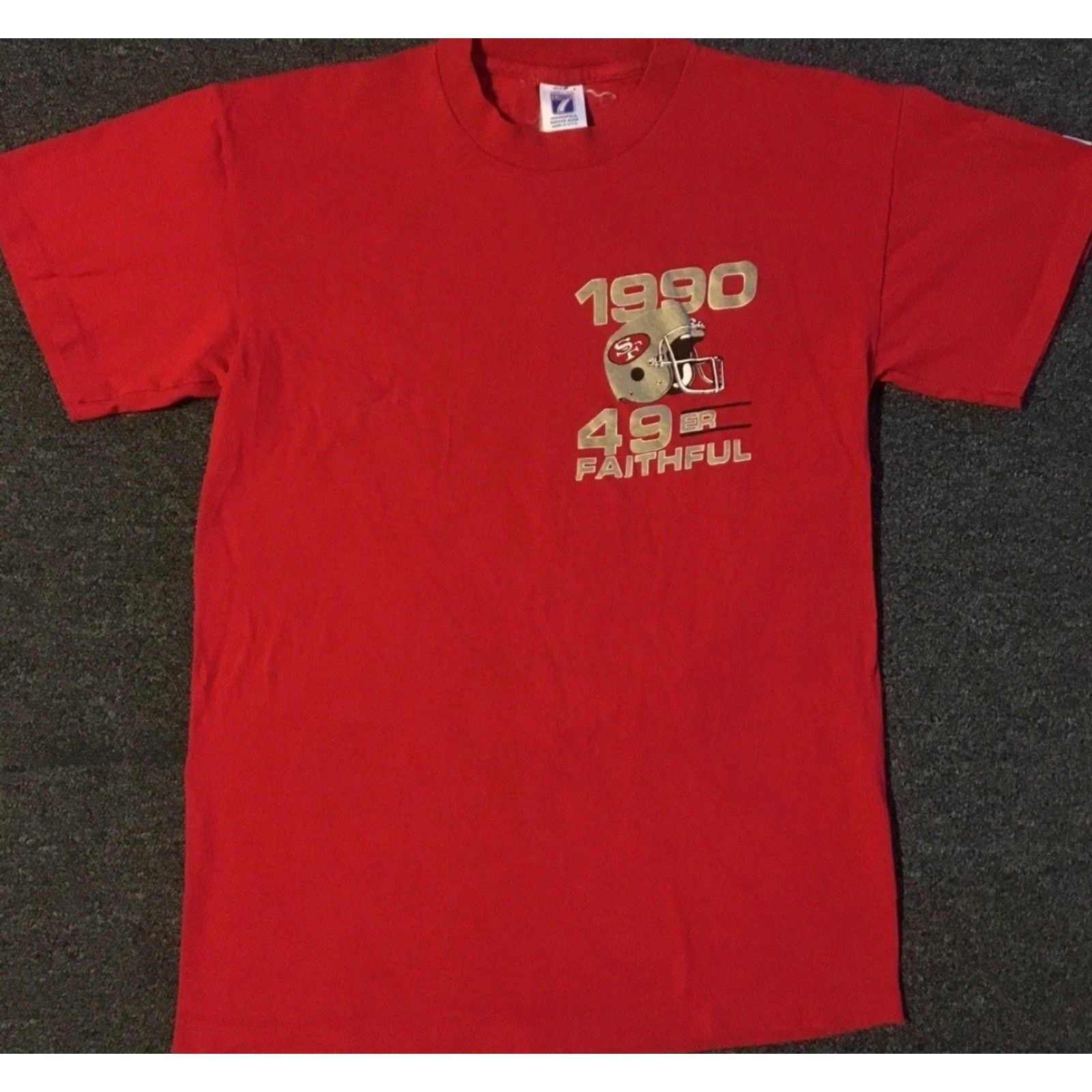 Vintage VINTAGE 90s San Francisco 49ers Team Of The Decade Shirt S Red Mens T-Shirt Football San Francisco 49ers 80s Grunge Retro Vintage USA Sports Size US S / EU 44-46 / 1 - 2 Thumbnail