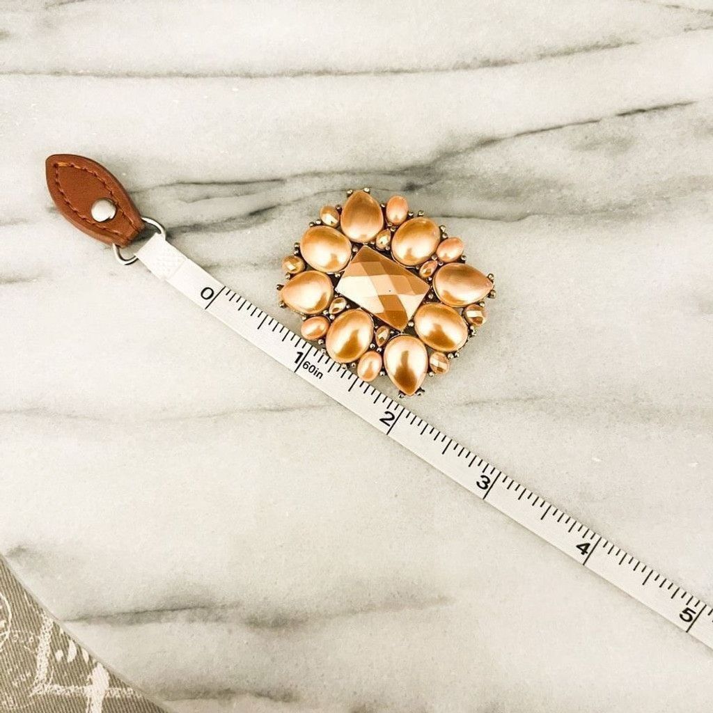 Jewelry Liz Claiborne Acrylic Brooch Peach Gold Toned Pin Retro Glam Size ONE SIZE - 3 Thumbnail