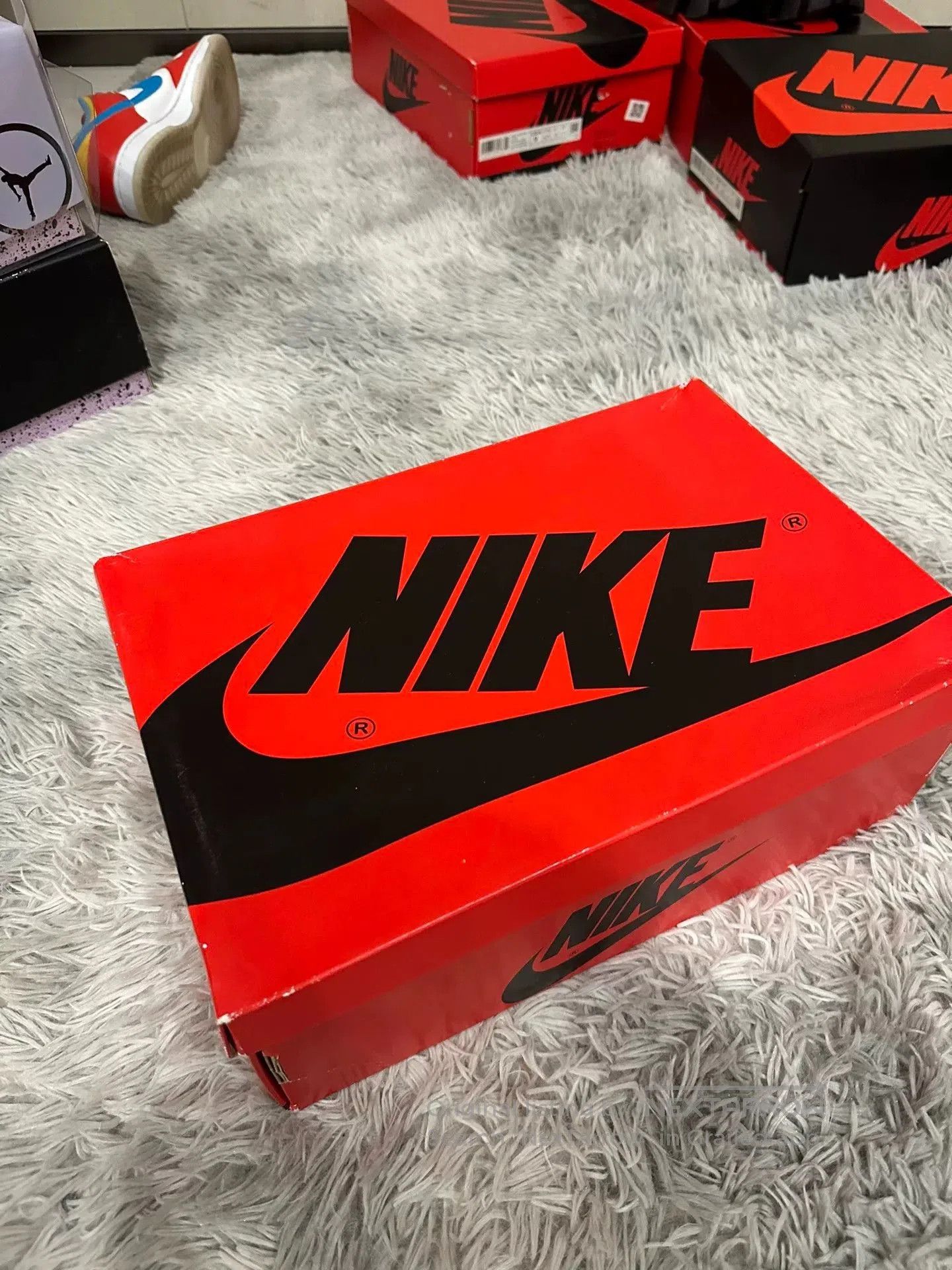 Jordan Brand Air Jordan 1 High Starfish. Size US 9.5 / EU 42-43 - 6 Thumbnail