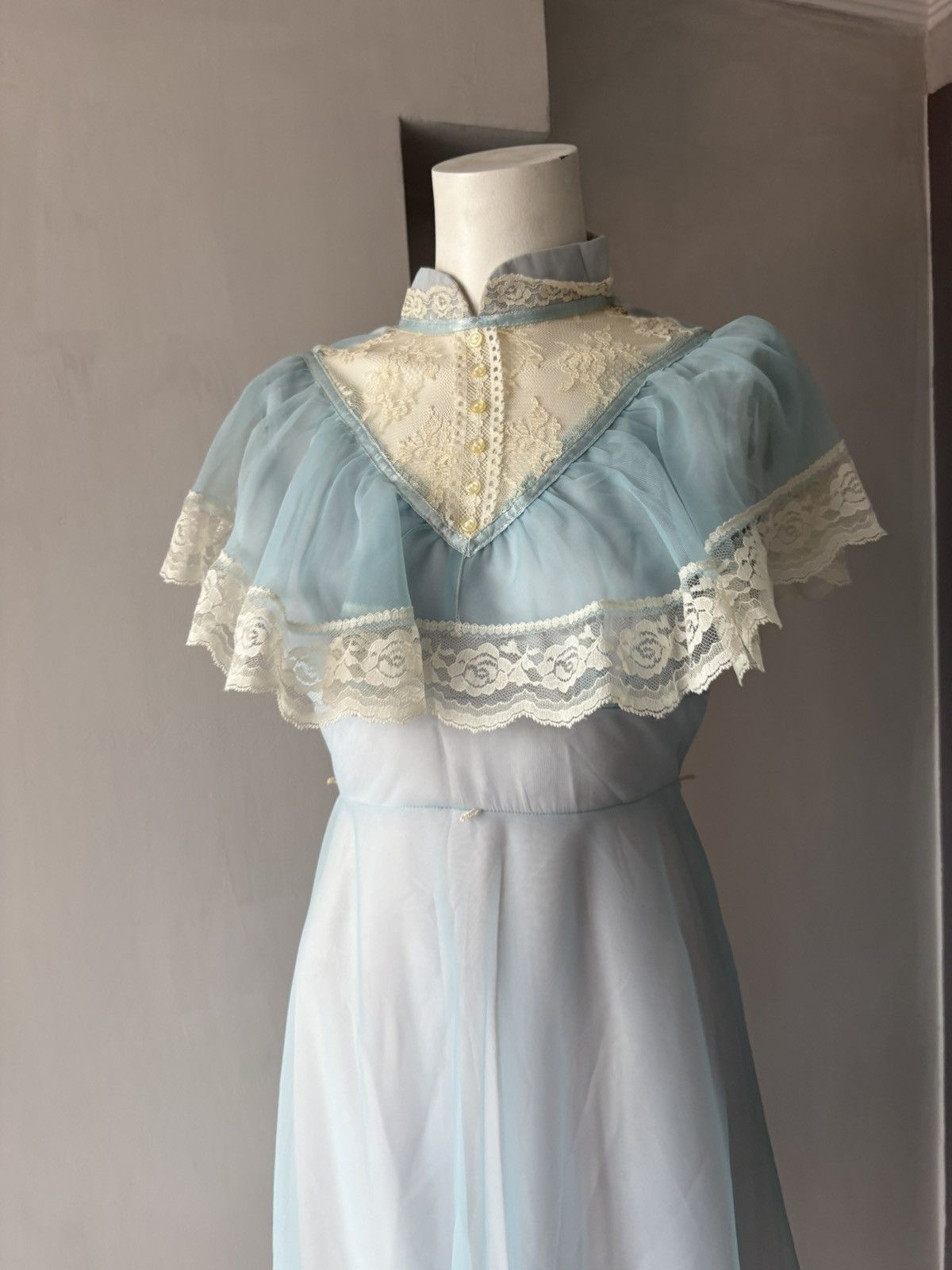 Vintage Antique dress Size XS / US 0-2 / IT 36-38 - 9 Thumbnail