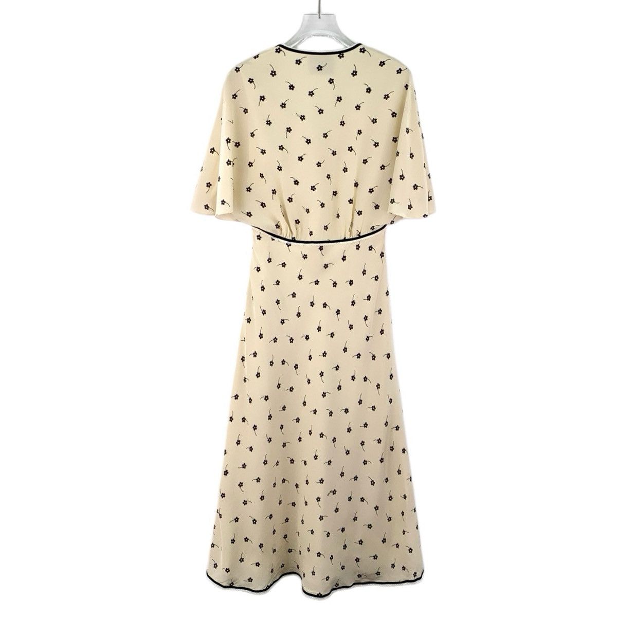Miu Miu Miu Miu Beige Silk V-neck Short Sleeve Dress K26WX Size S / US 4 / IT 40 - 2 Thumbnail