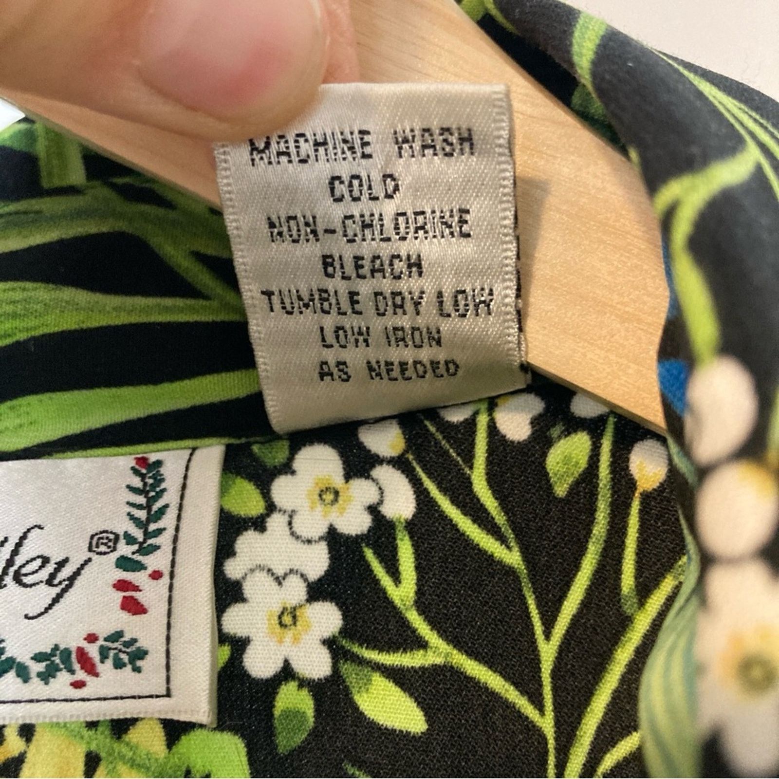 Other Vintage Sarah Bentley Tropical Floral Button Up Blouse Top Size M / US 6-8 / IT 42-44 - 4 Thumbnail
