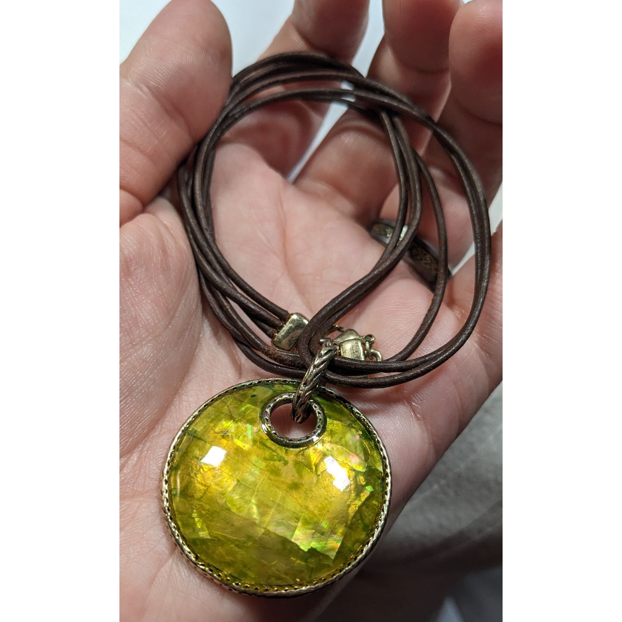 Monet Vintage Monet Bohemian Shell Mosaic Yellow Medallion Pendant Size ONE SIZE - 6 Thumbnail
