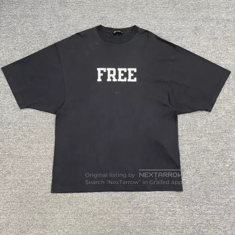 Balenciaga Balenciaga Free Embroidery Logo Black OS Short Sleeve Size US S / EU 44-46 / 1 - 1 Thumbnail