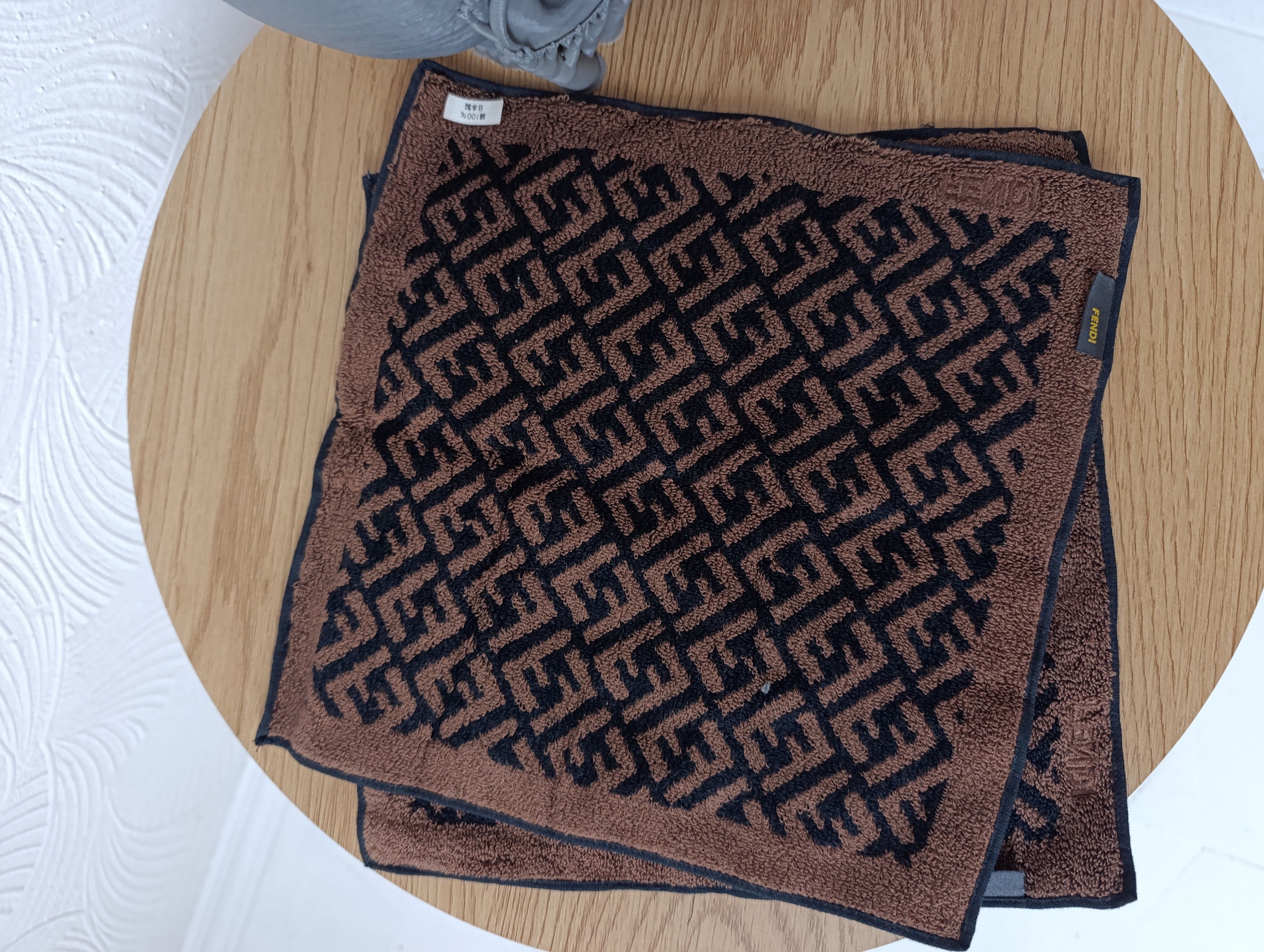 Fendi FENDI MONOGRAM TWO SMALL HANDS COTTON TOWEL VINTAGE Size ONE SIZE - 11 Thumbnail