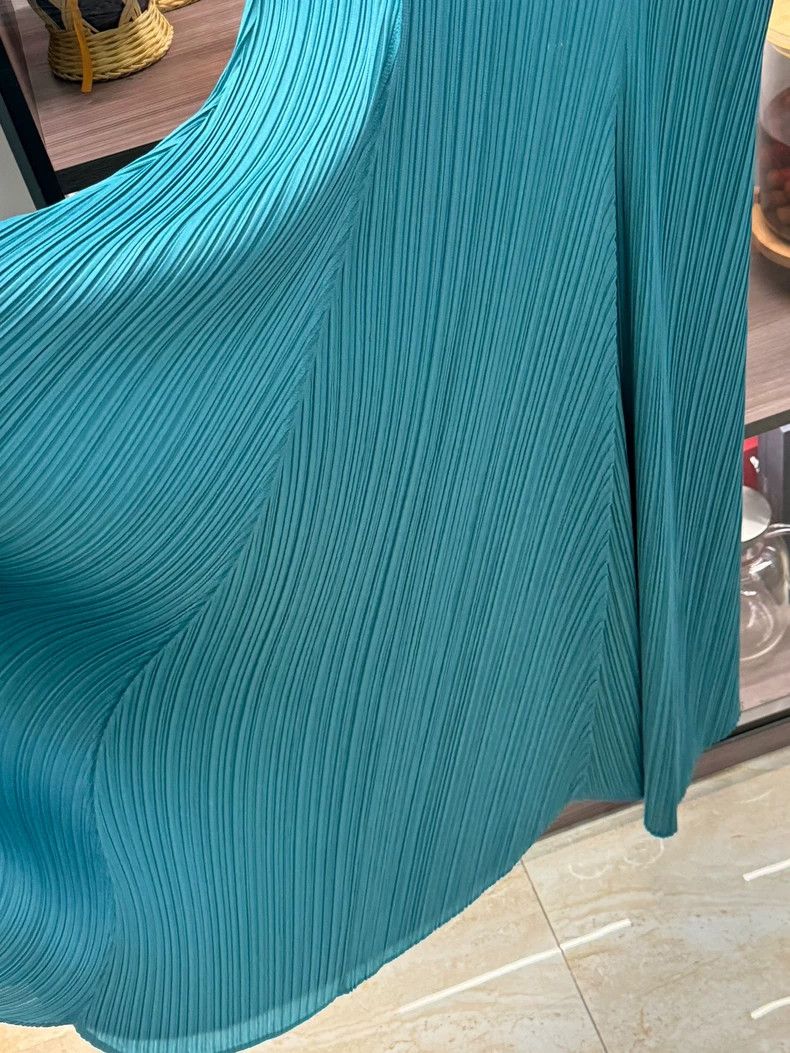 Issey Miyake Issey Miyake size:2 Blue petal dress Size S / US 4 / IT 40 - 5 Thumbnail